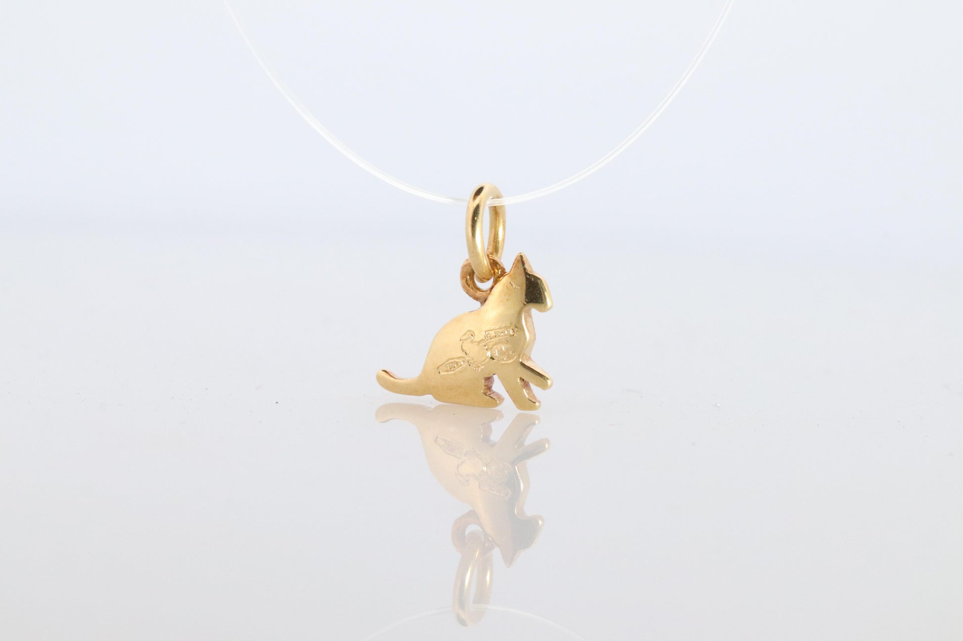 18k POMELATTO Charm. 18k DODO Kitten Cat Heart Pendant Bracelet Charm.