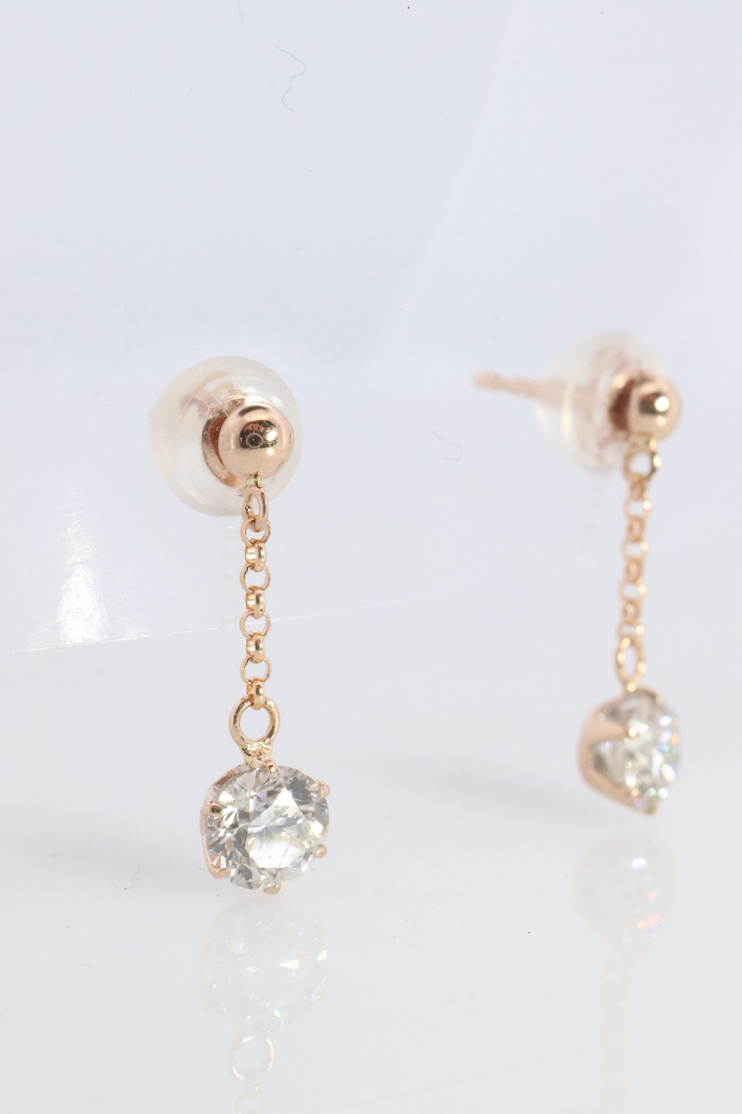 Diamond Stud Earrings. 18k YG 2/3ctw Diamond solitaire Dangle earrings.