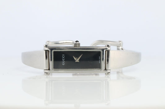 Vintage GUCCI 1500L Quartz Wrist Watch. Gucci Silver Black Dial Bangle Watch