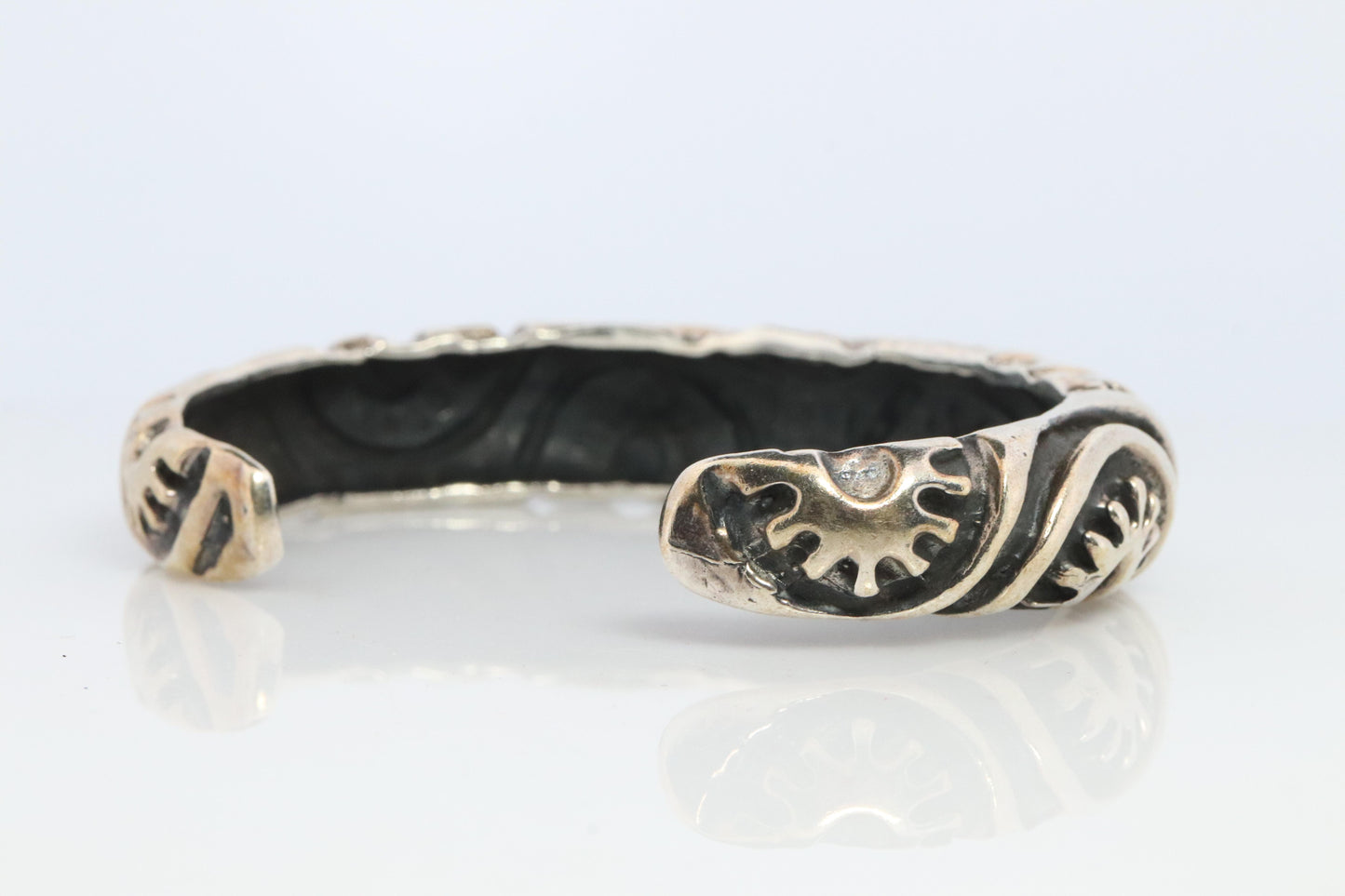 Dian Malouf Cuff Bracelet. Wide Heart Heavy sterling Silver Cuff Bracelet