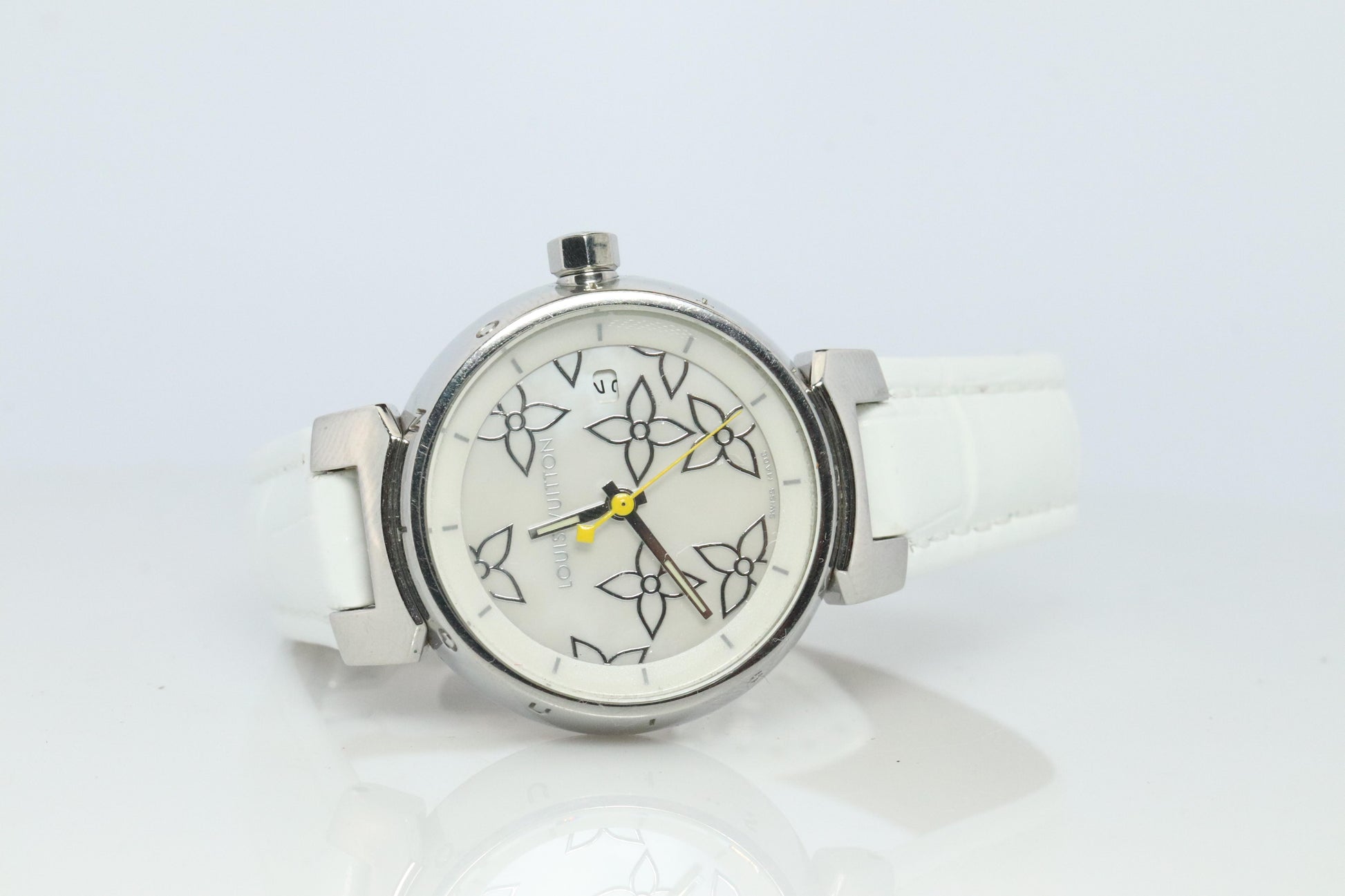Louis Vuitton Watch. LV Tambour Cup Q121C MOP Dial Quartz