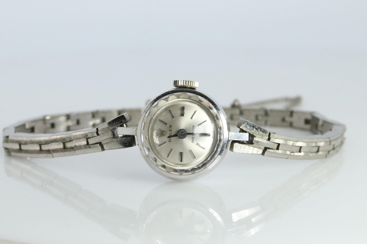 Genuine 18k Rolex Watch. 18k WG Ladies 2633 Dainty 1970s Ladies Rolex