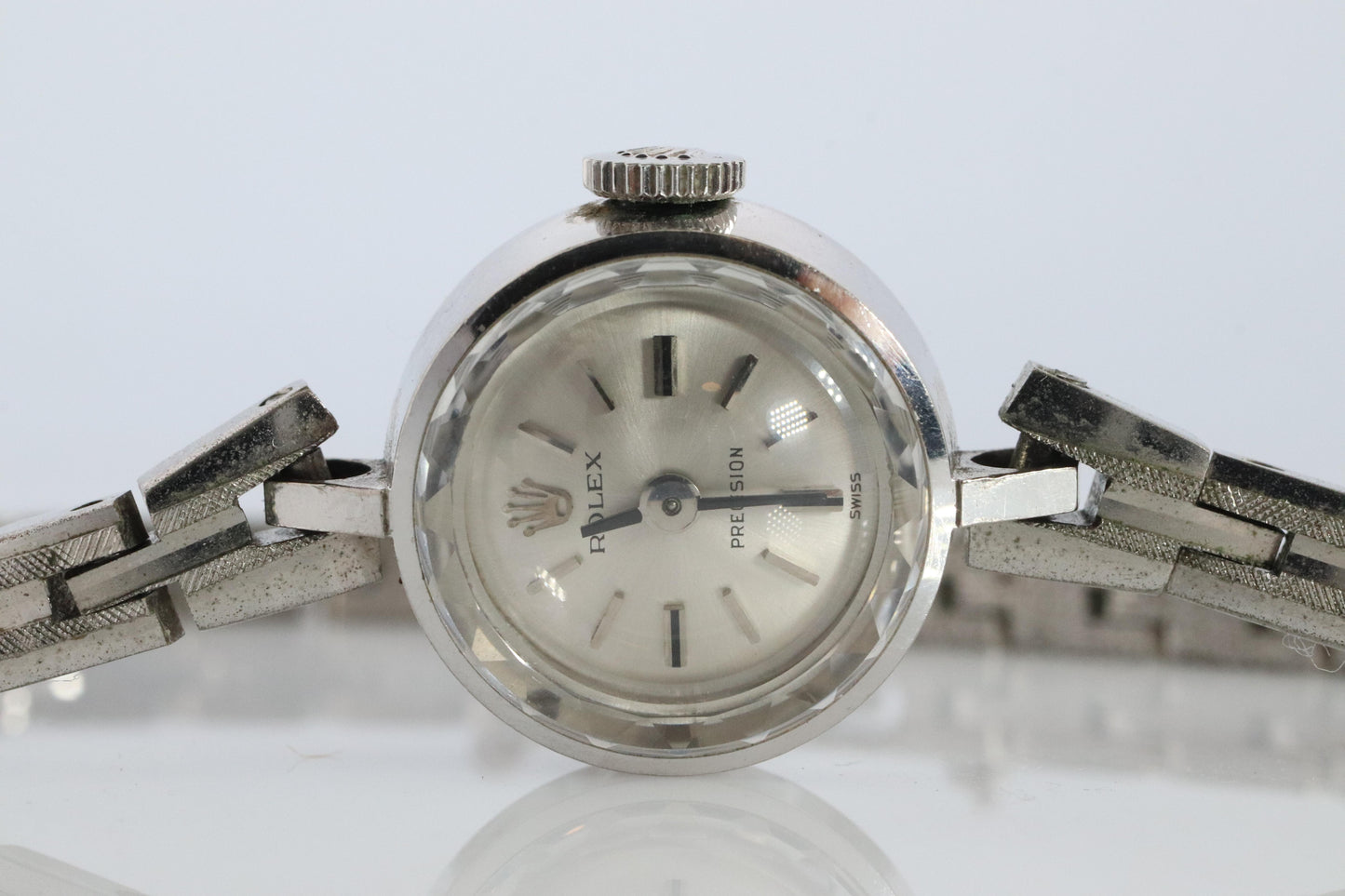 Genuine 18k Rolex Watch. 18k WG Ladies 2633 Dainty 1970s Ladies Rolex