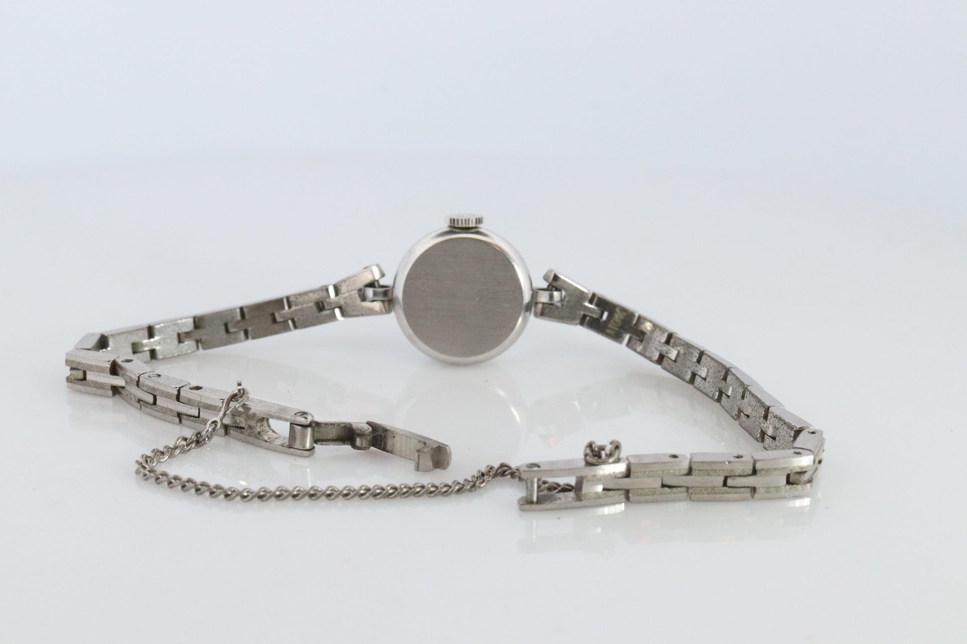 Genuine 18k Rolex Watch. 18k WG Ladies 2633 Dainty 1970s Ladies Rolex