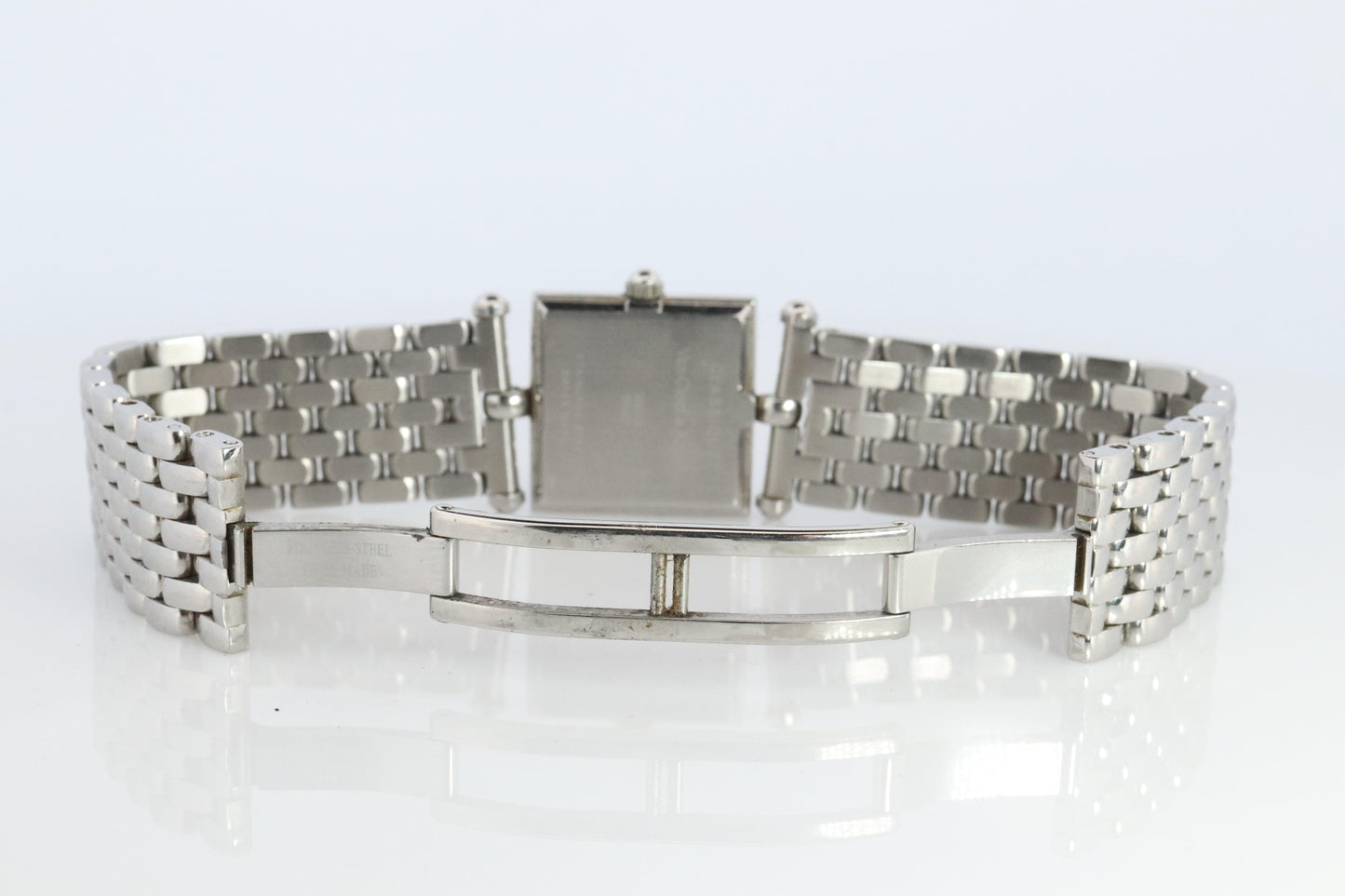 Van Cleef and Arpels 522642 watch. Classique Square Blue Shell Dial