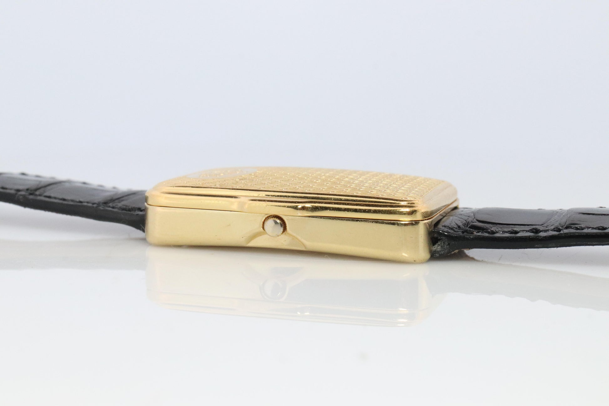 Genuine Dior 3031 Watch. Christian Dior Clamshell Engraved Secret Watch.