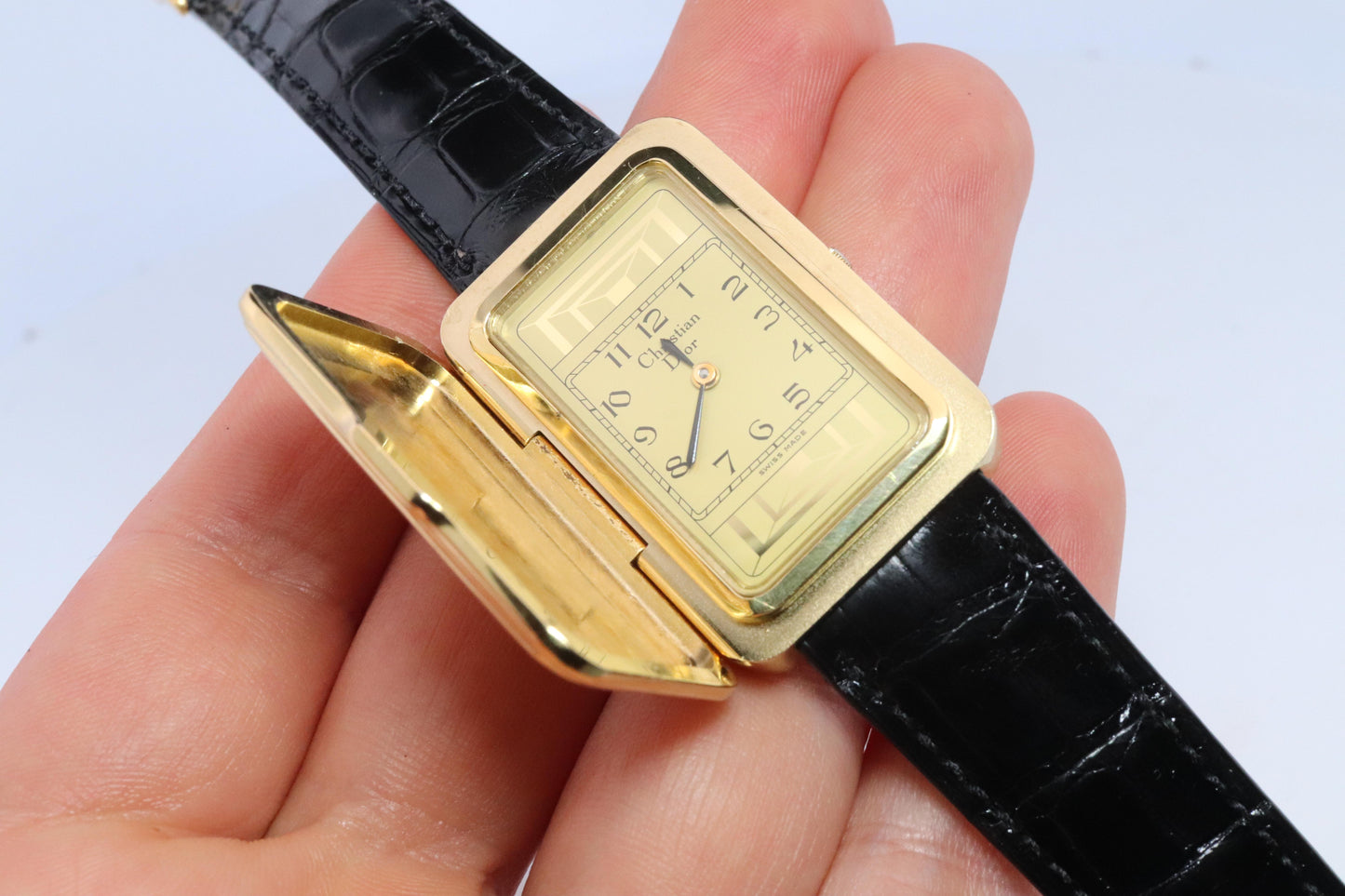 Genuine Dior 3031 Watch. Christian Dior Clamshell Engraved Secret Watch.