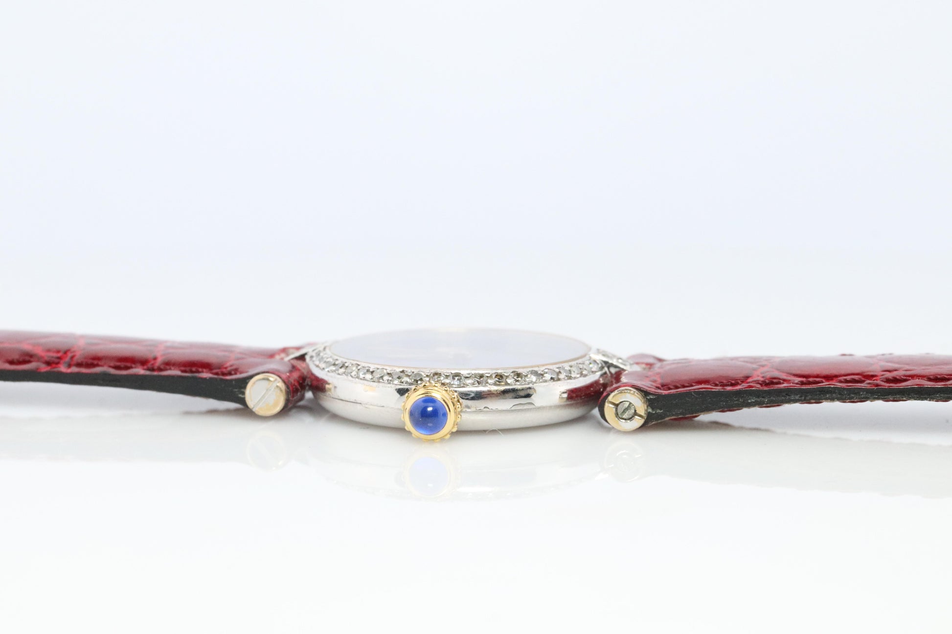 Genuine Cartier Diamond Watch. Must de Cartier Vendome Round Burgundy Dial