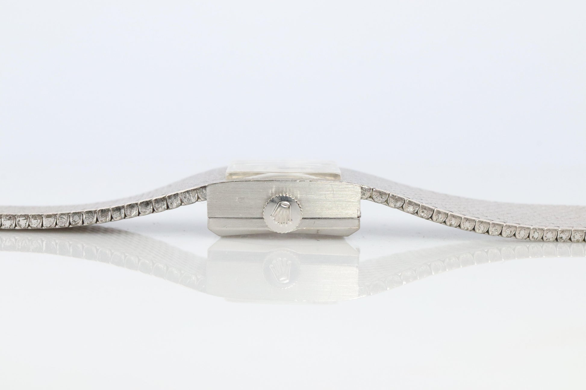Genuine 18k Rolex Watch. ROLEX Precision 2157 Mechanical Windup. Ladies Rolex