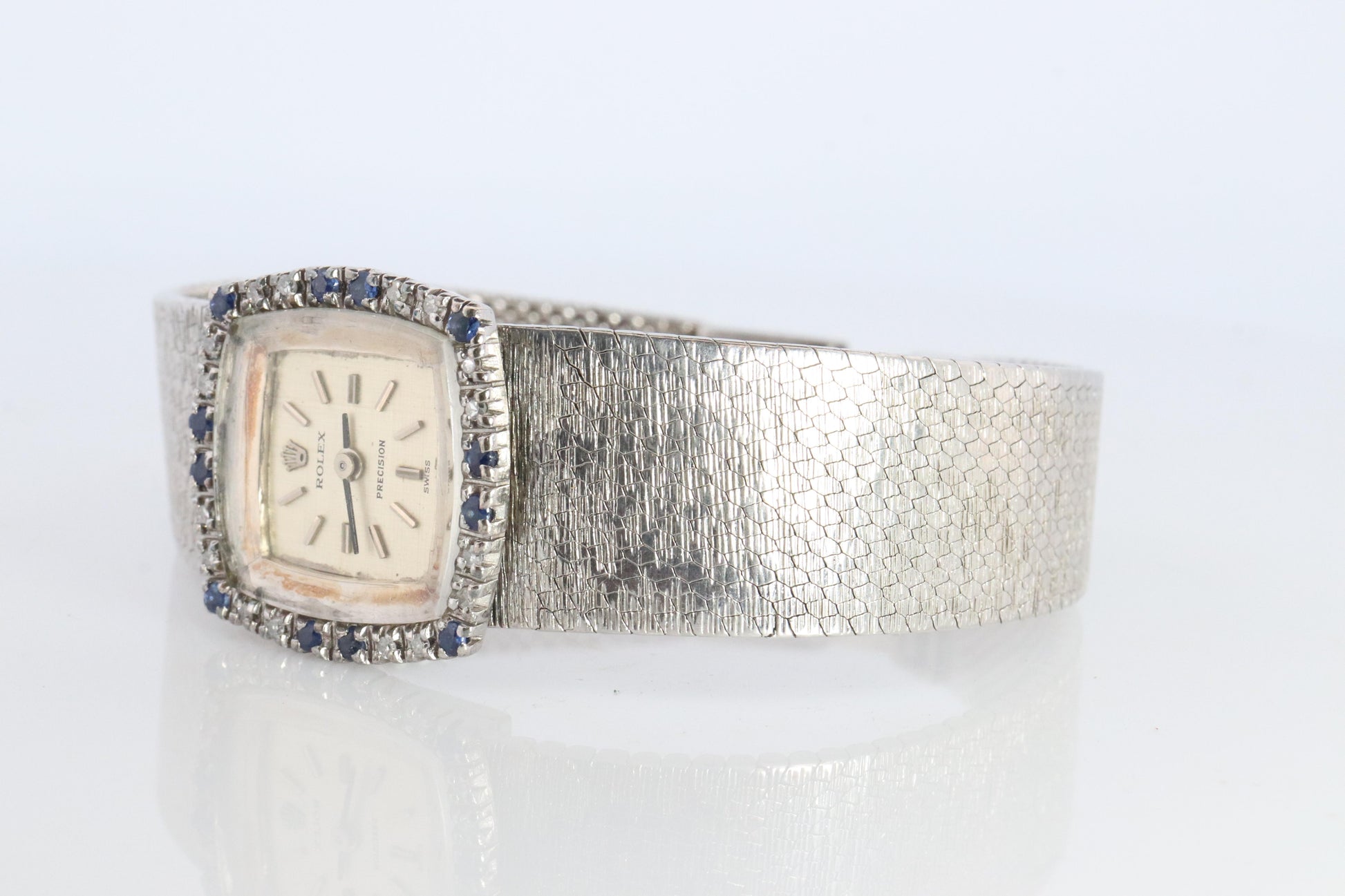 Genuine Diamond Sapphire Rolex Watch. Ladies 18k Rolex 2189 Manual Watch.