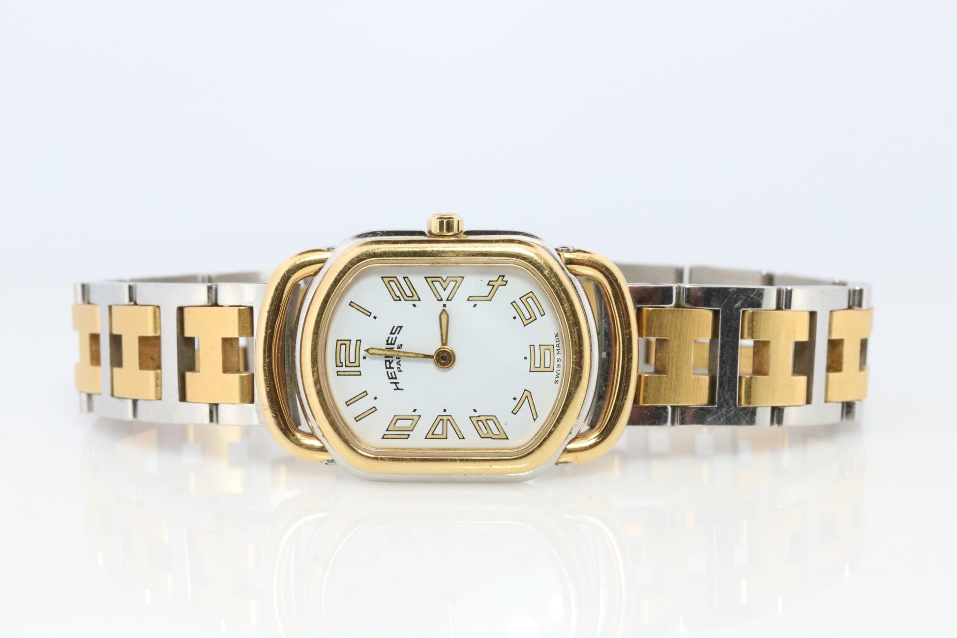 Genuine HERMES RALLYE Stainless Steel 21mm RA1.220 Quartz Watch White.