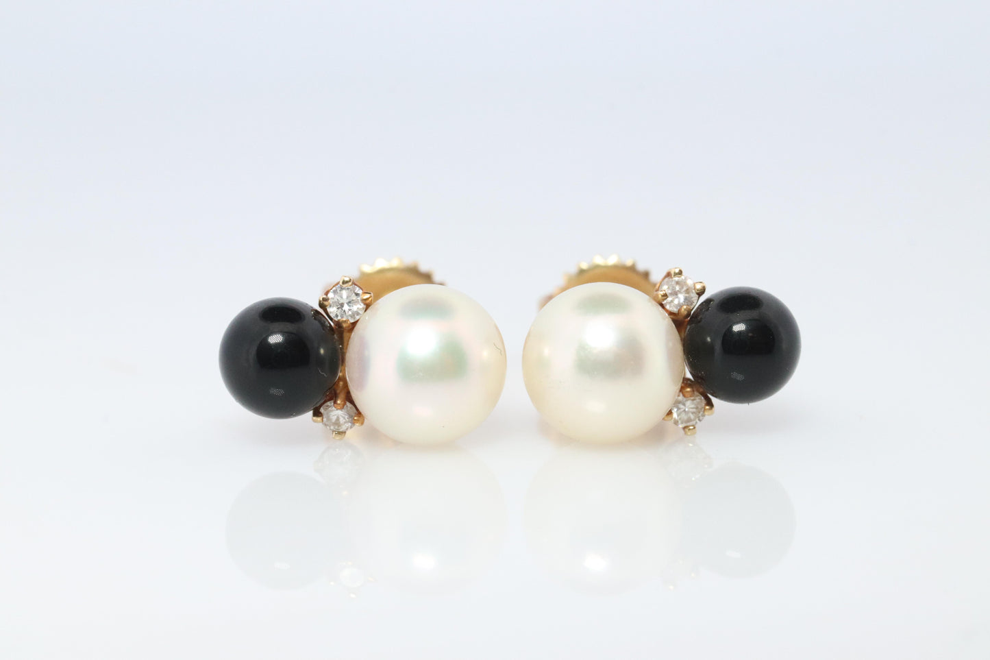 Tiffany & Co 18k Pearl Onyx Diamond Earrings. Tiffany Onyx Stud Earrings