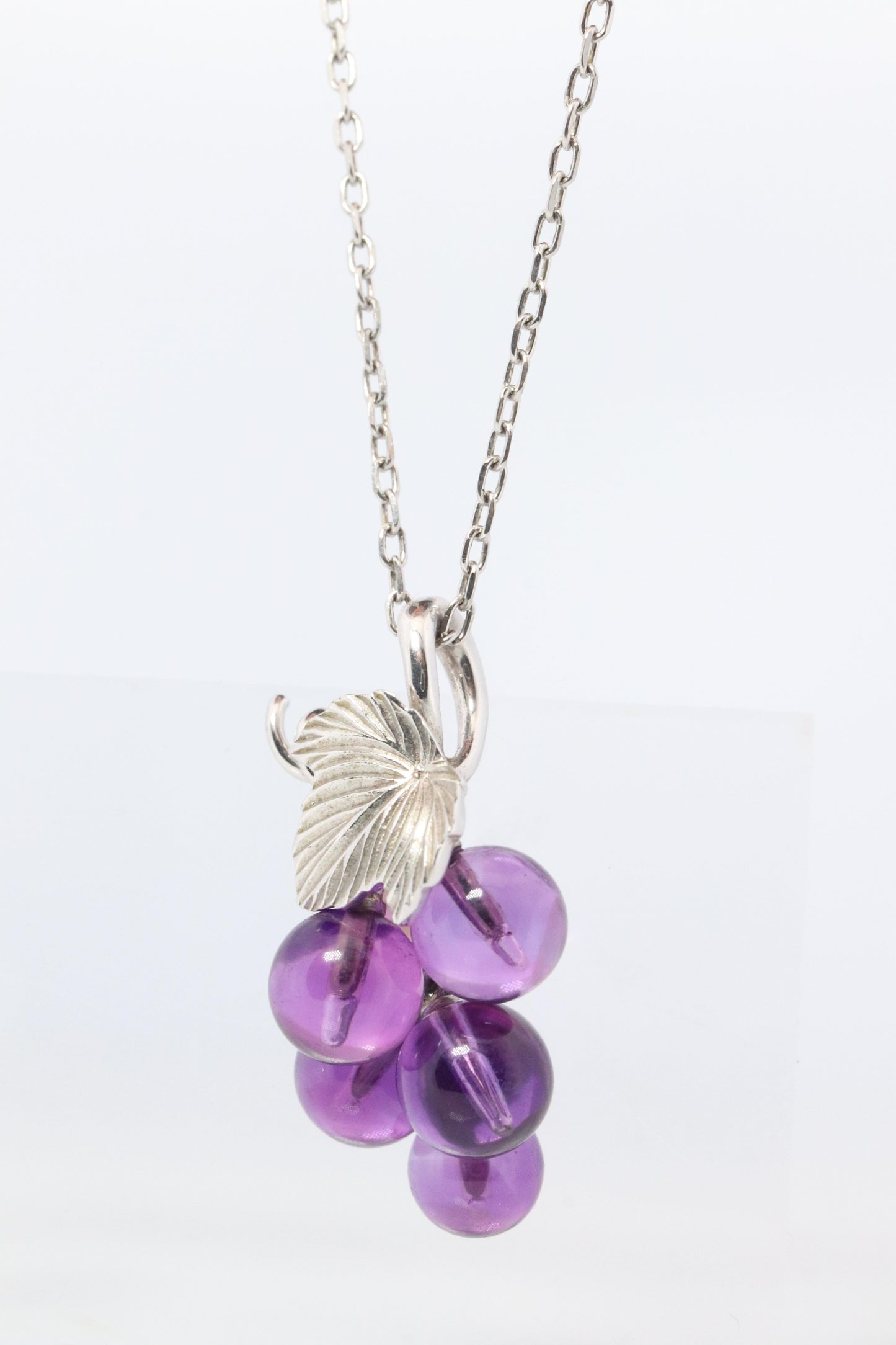 Mikimoto Necklace. Vintage 18k Gold Mikimoto Pearl Amethyst Grape Vine pendant.