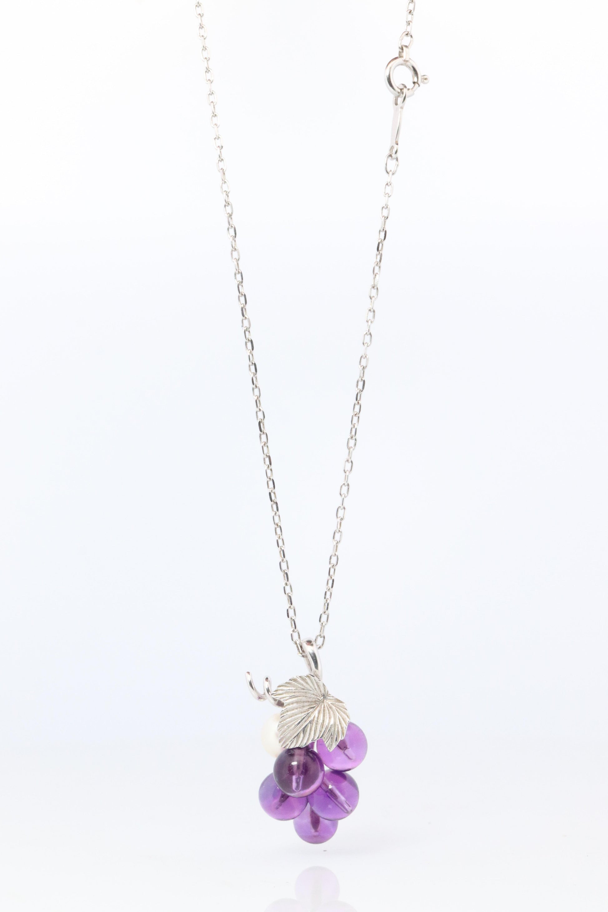 Mikimoto Necklace. Vintage 18k Gold Mikimoto Pearl Amethyst Grape Vine pendant.