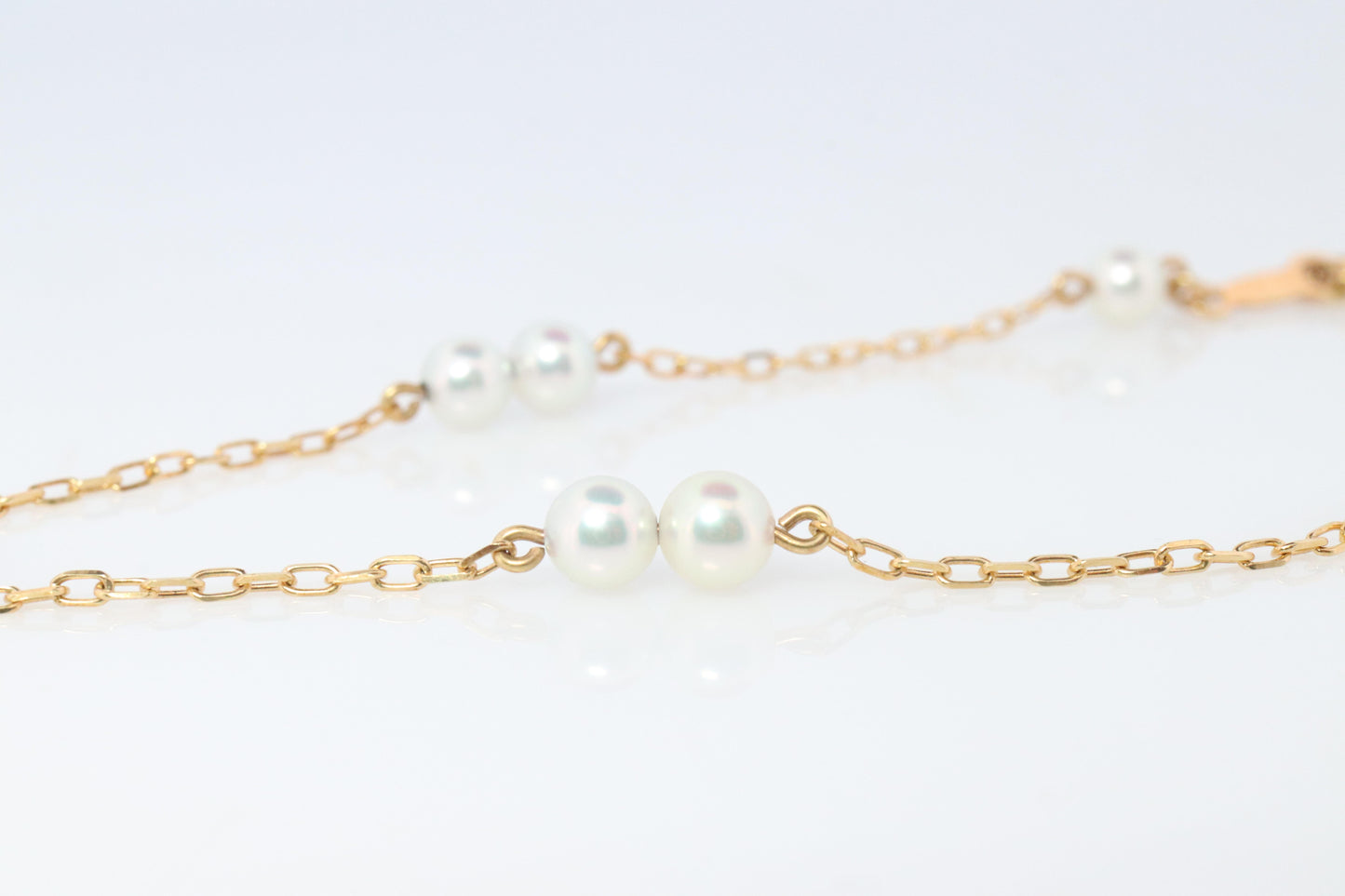 Mikimoto Bracelet. Vintage 18k Gold Mikimoto Pearl Station Bracelet Dainty.