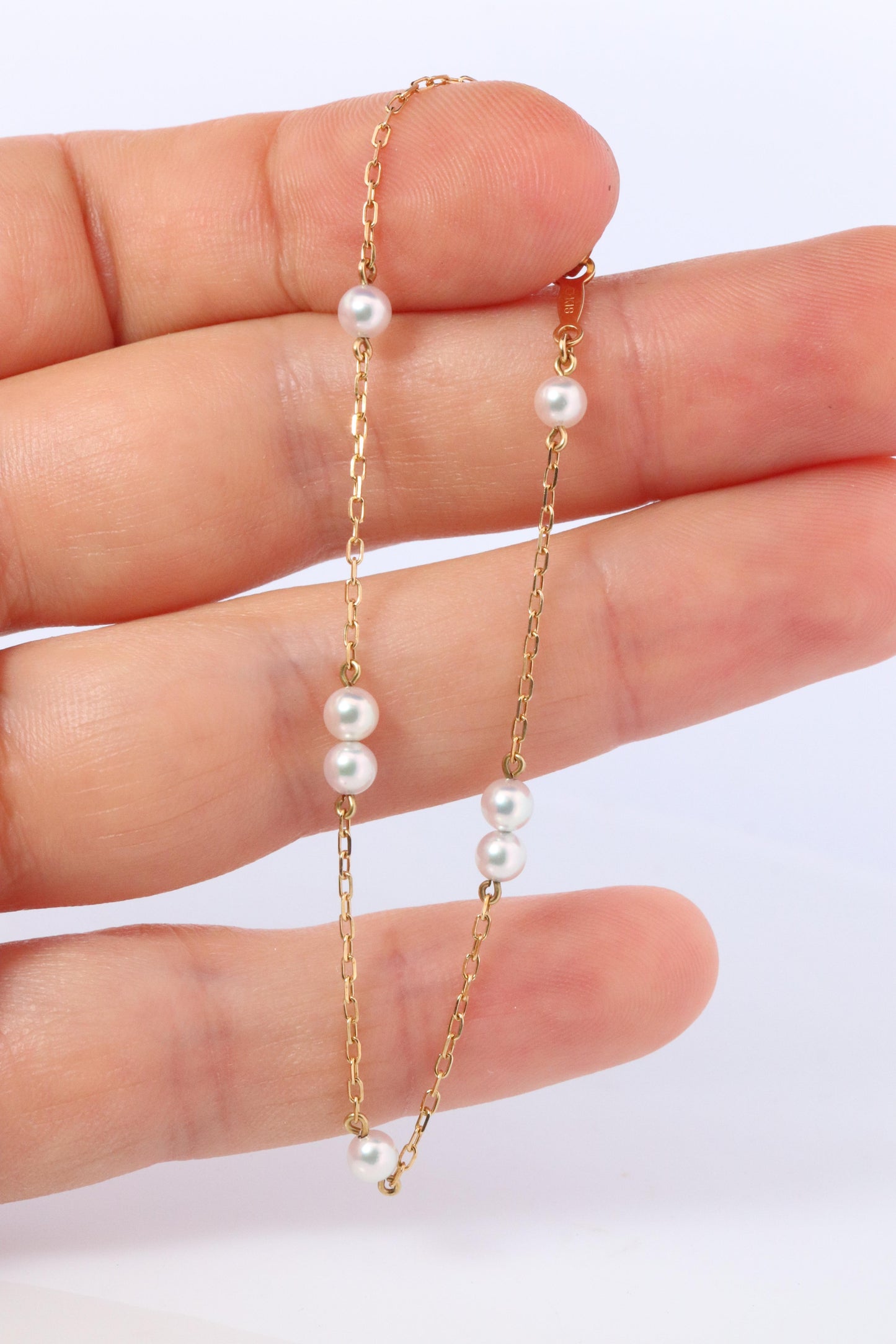 Mikimoto Bracelet. Vintage 18k Gold Mikimoto Pearl Station Bracelet Dainty.