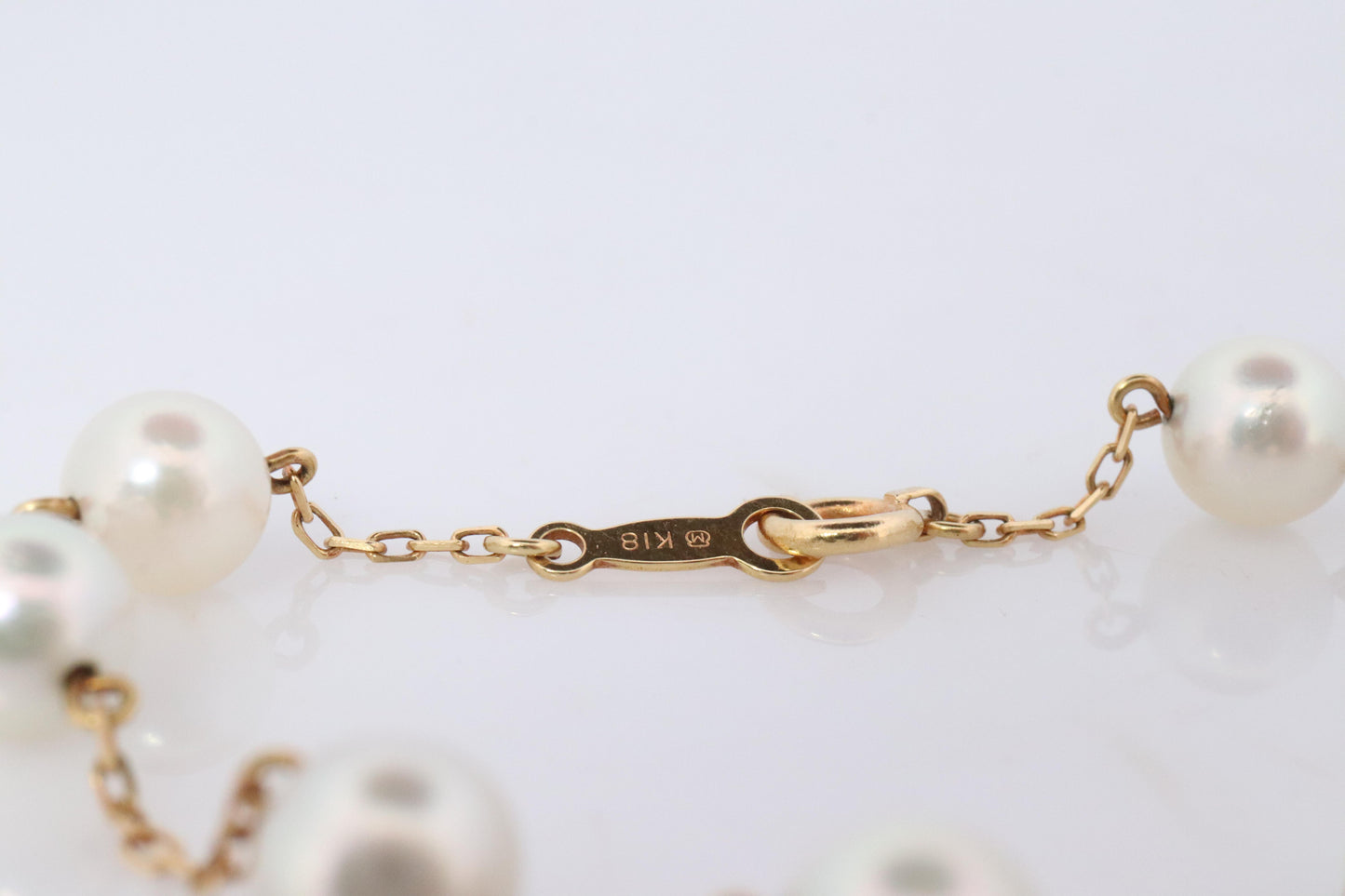 Mikimoto Bracelet. Vintage 18k Gold Mikimoto Pearl Station Bracelet Dainty.