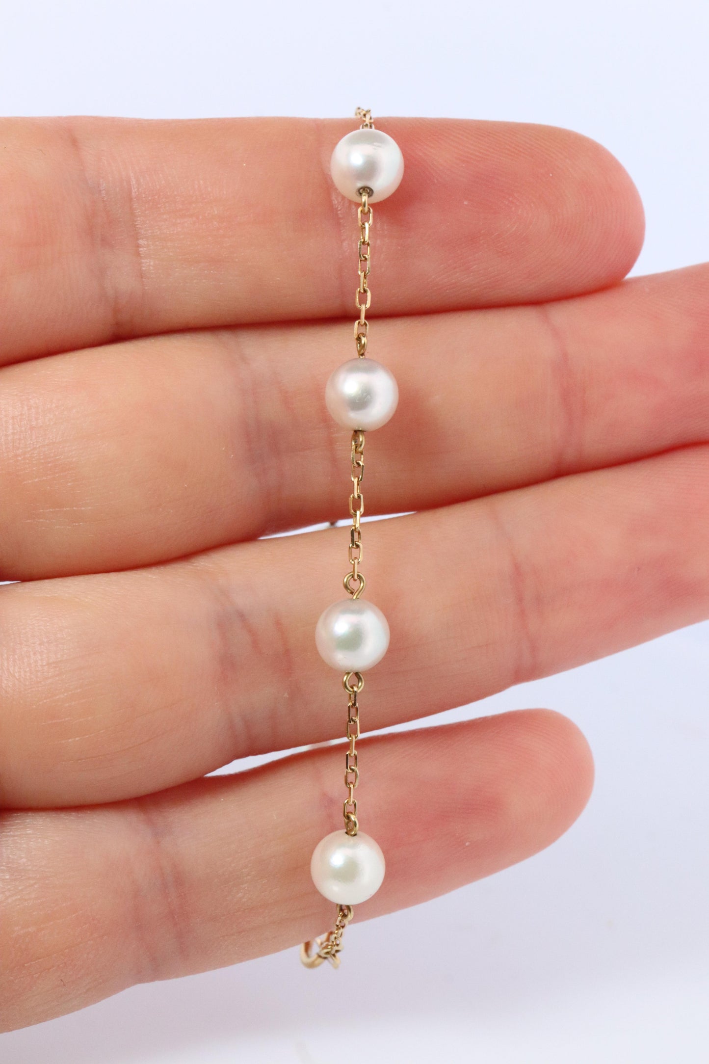 Mikimoto Bracelet. Vintage 18k Gold Mikimoto Pearl Station Bracelet Dainty.