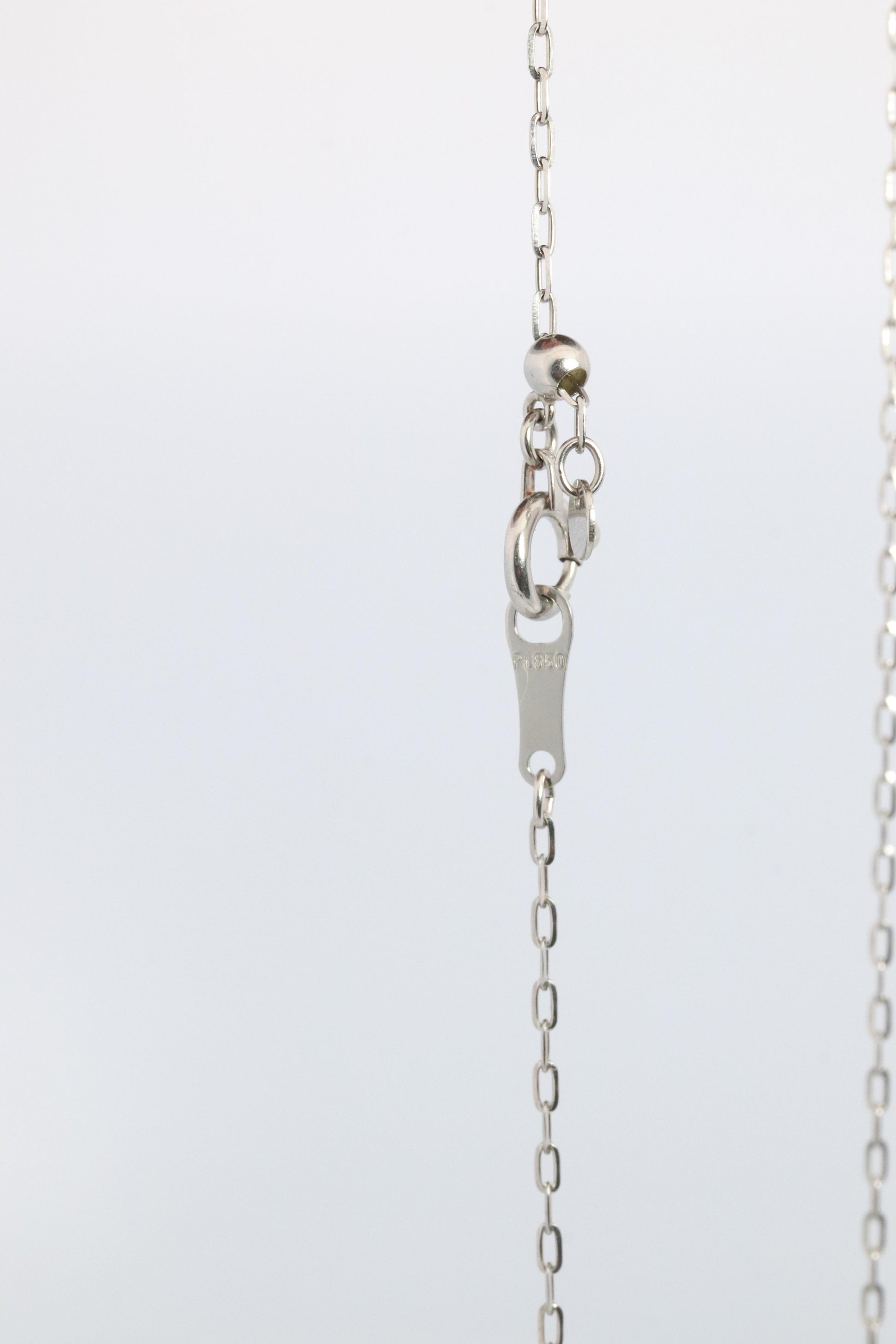 Large PT900 Diamond and Pink accent Pendant. Platinum Pt900 rolo necklace.