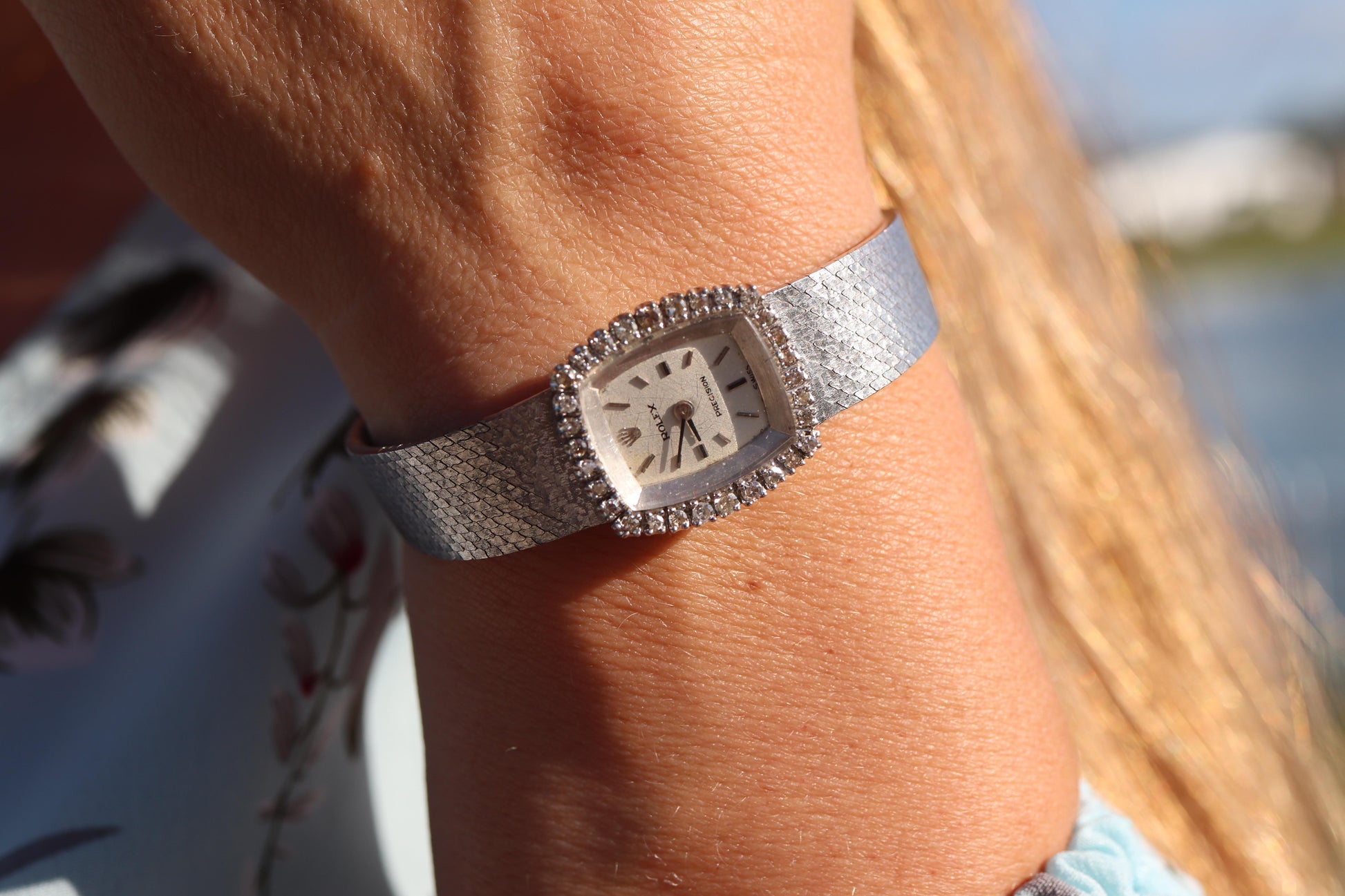 Genuine Diamond Rolex Watch. Ladies 18k Rolex 2195 Manual Watch.