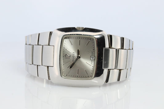 Gucci Watch. Gucci 8500L  Large TV wrist Watch