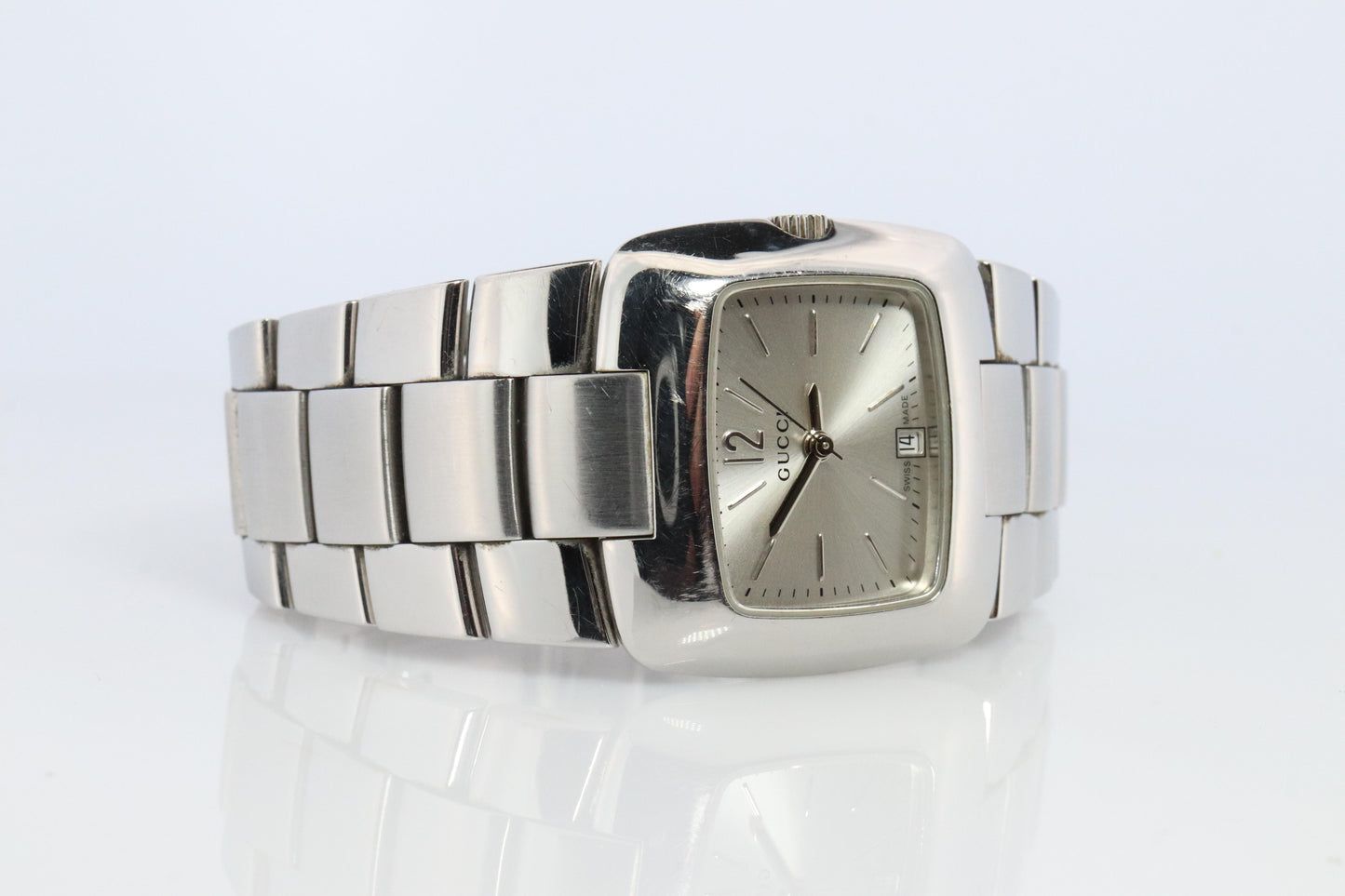 Gucci Watch. Gucci 8500L  Large TV wrist Watch