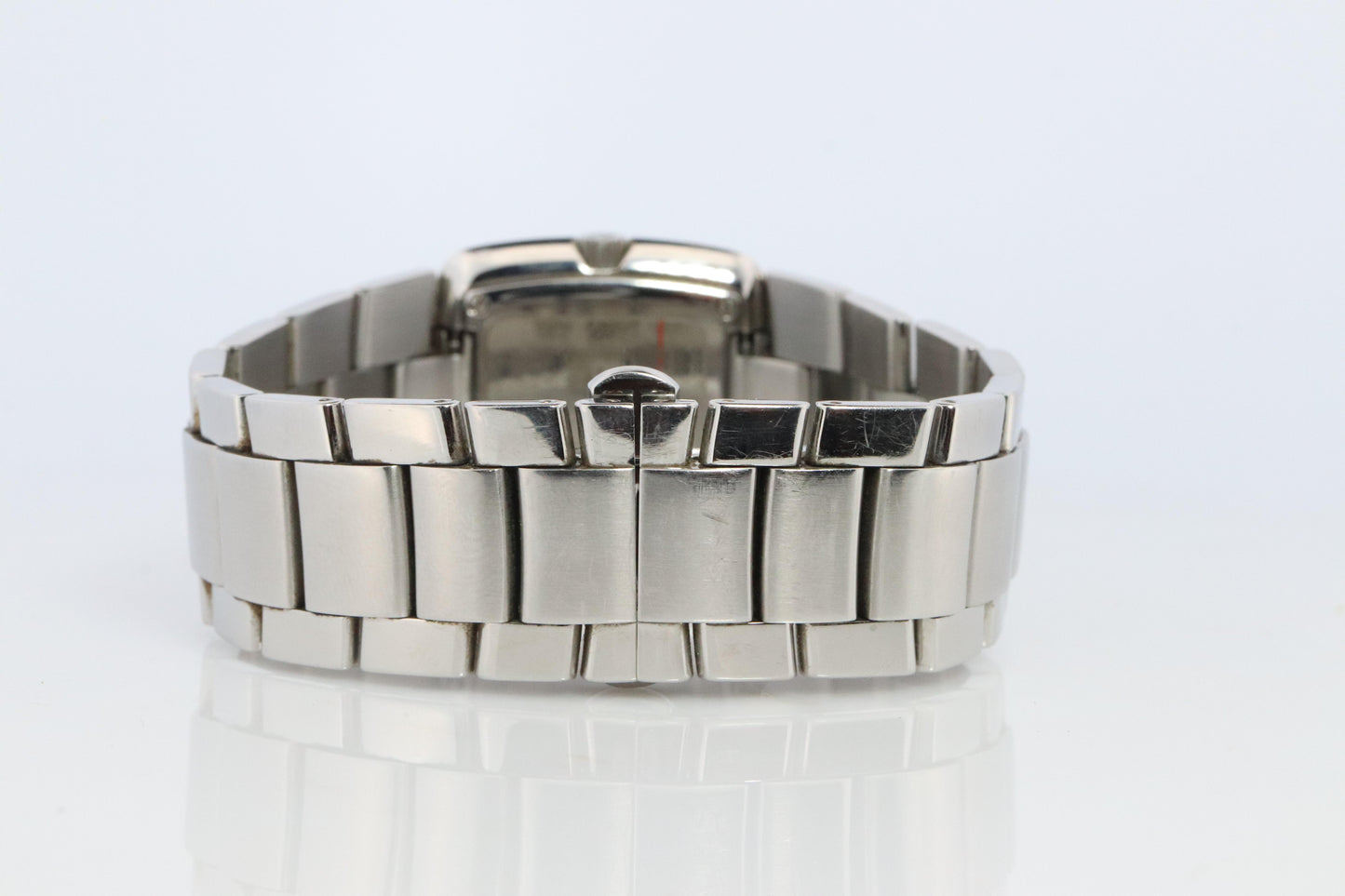 Gucci Watch. Gucci 8500L  Large TV wrist Watch
