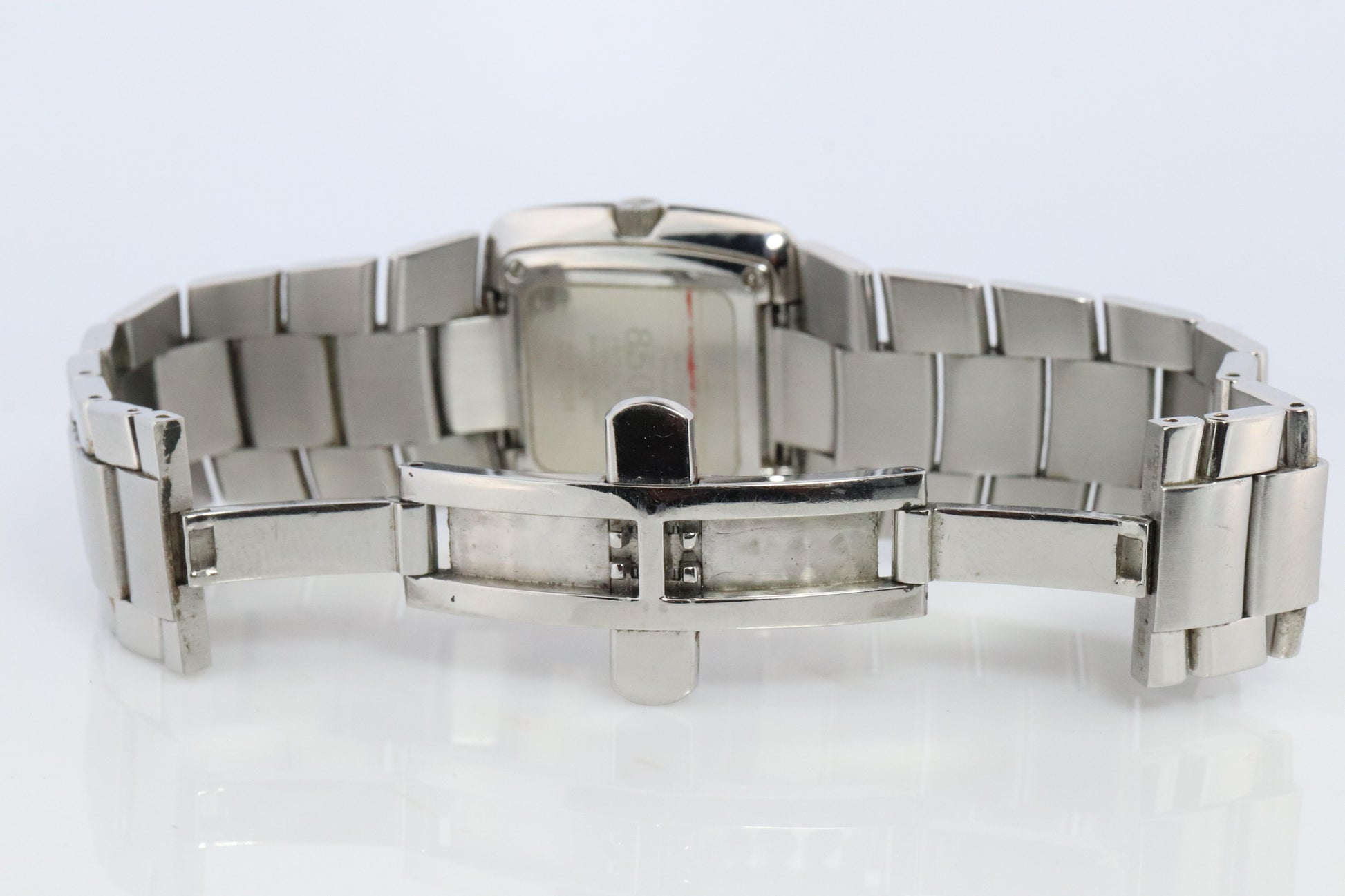 Gucci Watch. Gucci 8500L  Large TV wrist Watch