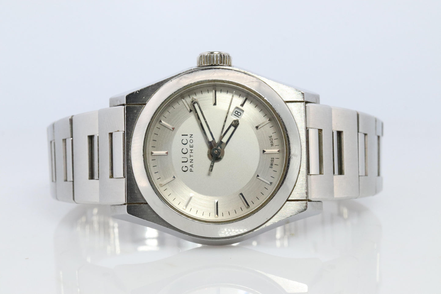 GUCCI Quartz 115.5 Watch. Gucci Pantheon Round 27mm Ladies.