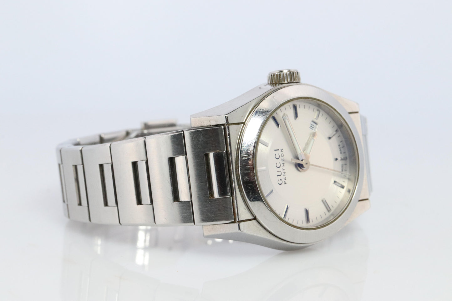 GUCCI Quartz 115.5 Watch. Gucci Pantheon Round 27mm Ladies.
