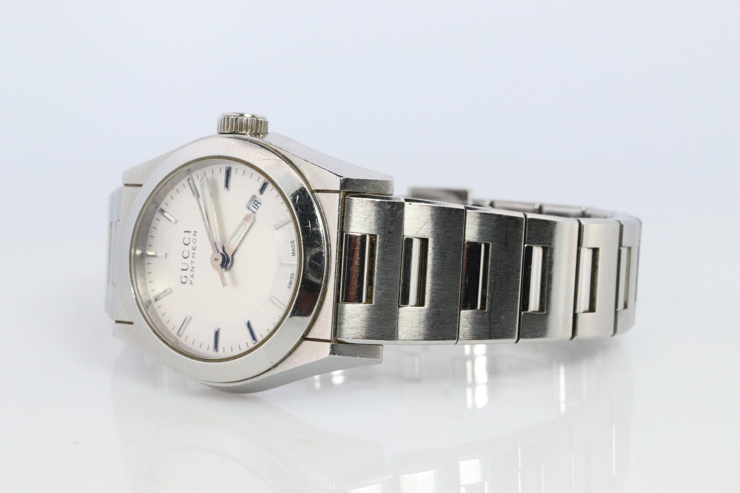 GUCCI Quartz 115.5 Watch. Gucci Pantheon Round 27mm Ladies.