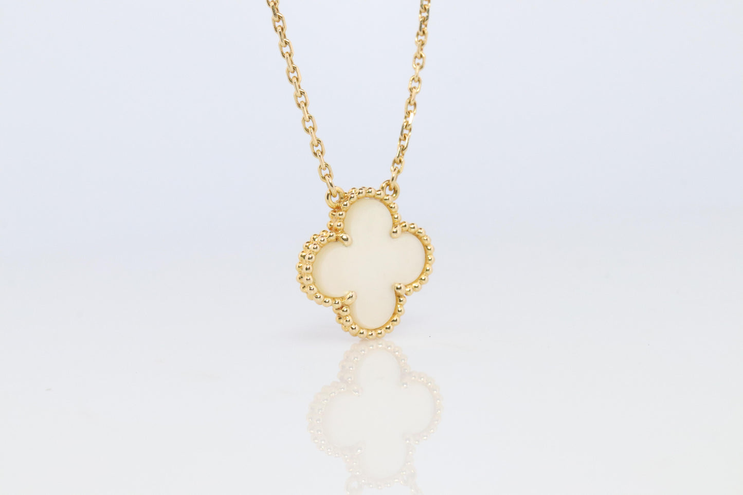 Van Cleef Arpels Alhambra Necklace . Genuine VCA 18k YG Vintage Shell Pendant