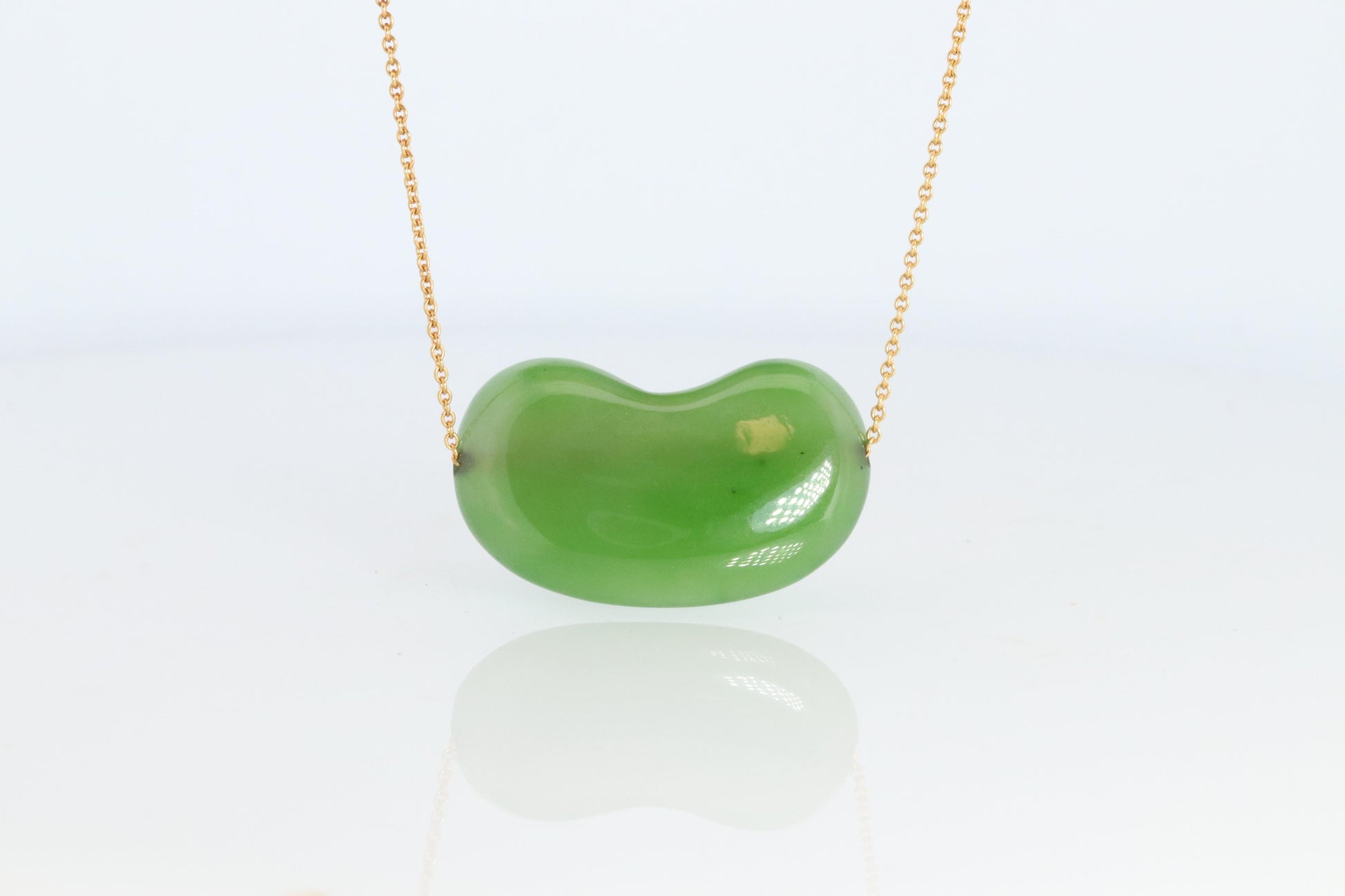 Tiffany & Co. Jade 18k Gold Chain and Bean Pendant Necklace. Nephrite Jade Bean