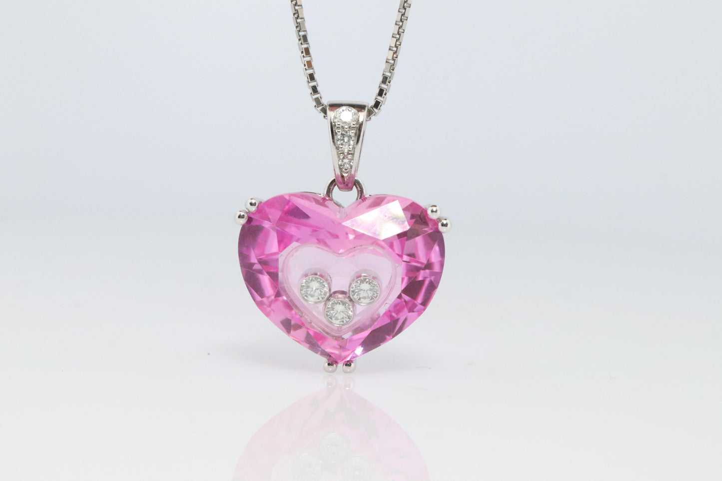 18k Chopard Happy Diamond Heart Pendant. So Happy Chopard Necklace