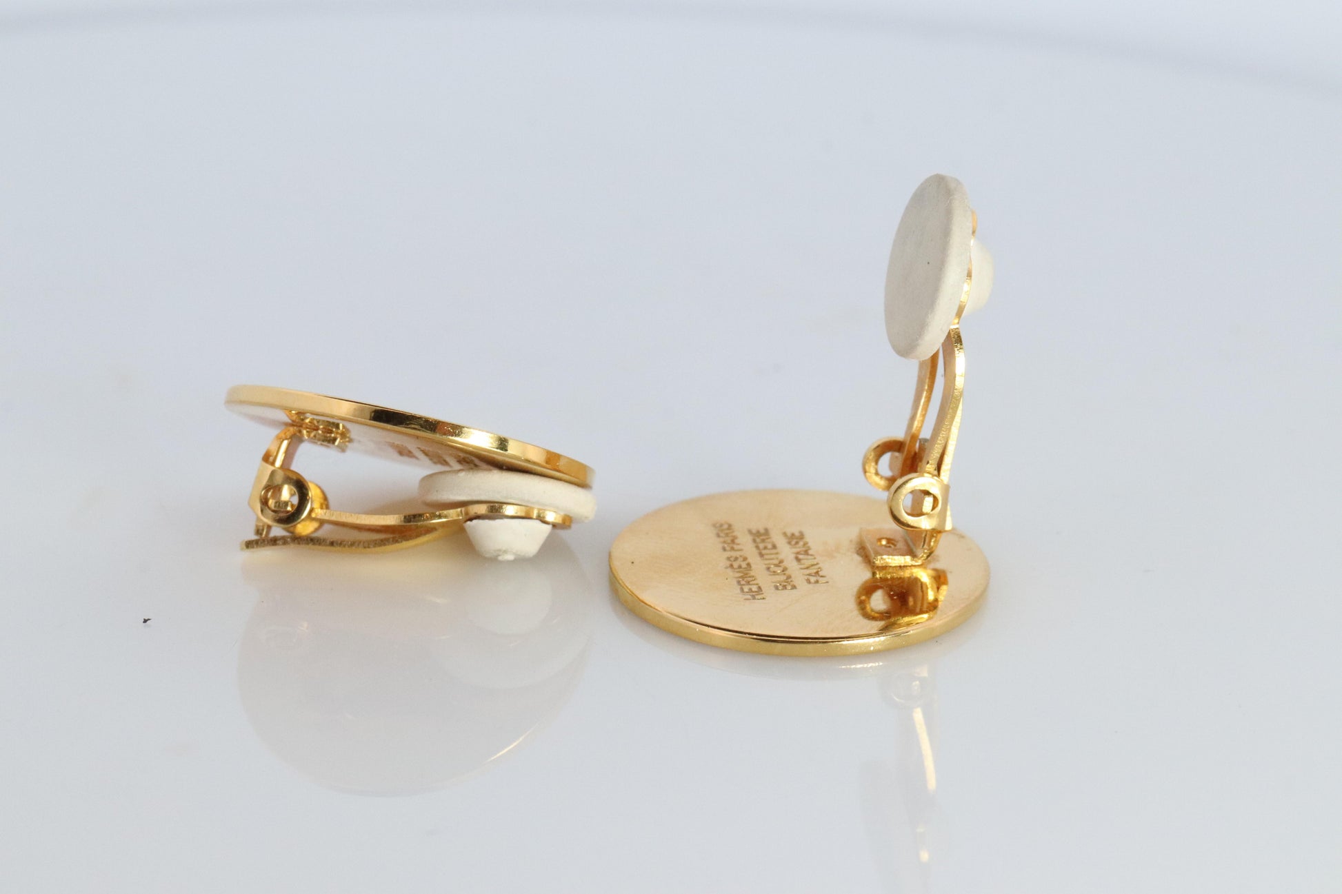 Hermes Clou de Selle Earrings. Genuine Vintage Hermes Round golden Clip on
