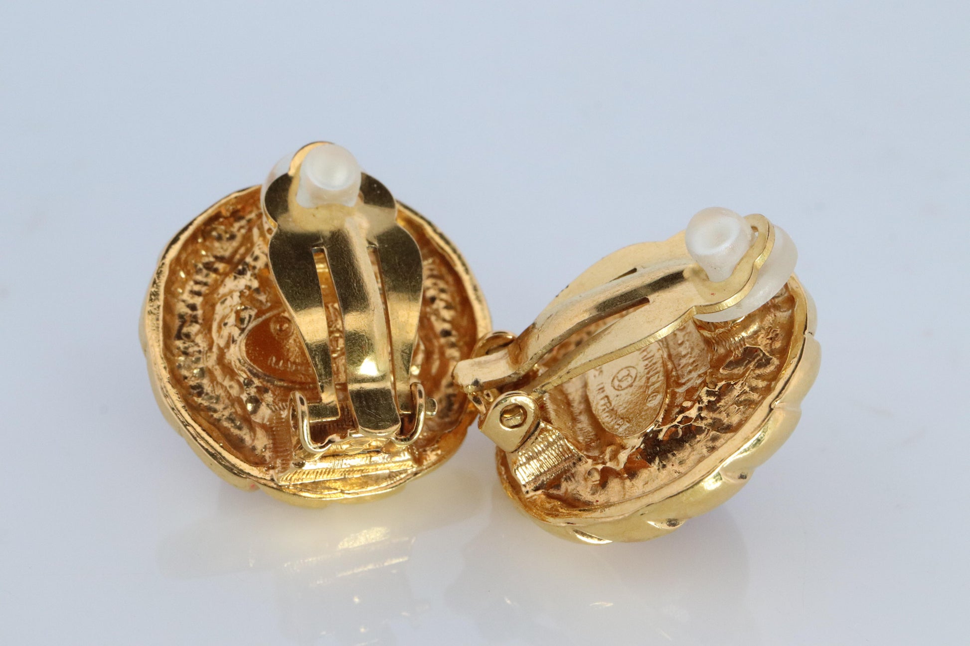 Chanel Gripoix Earrings. Genuine  CHANEL Glass Cabochon Coil Weave Clip on.