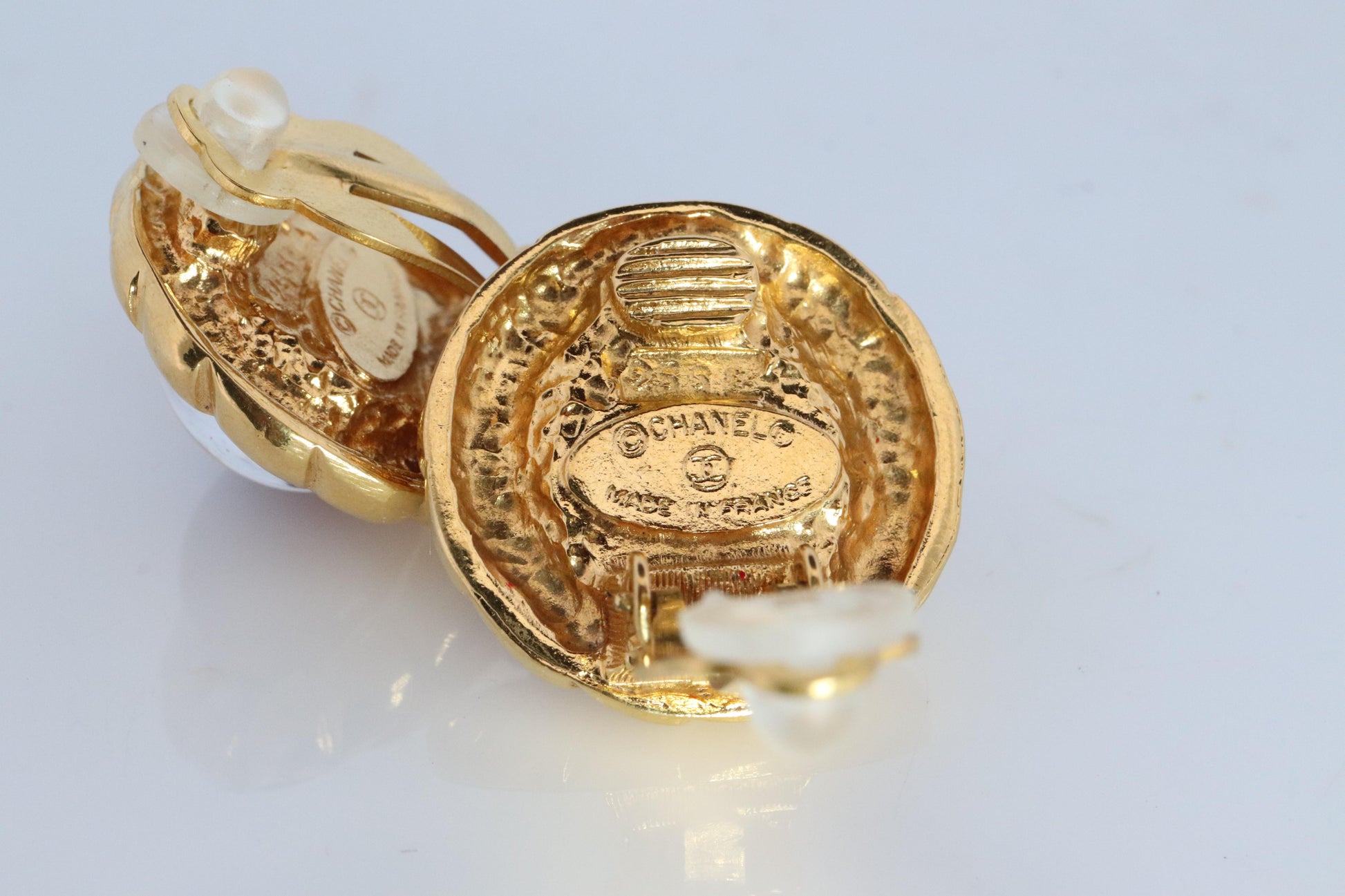 Chanel Gripoix Earrings. Genuine  CHANEL Glass Cabochon Coil Weave Clip on.