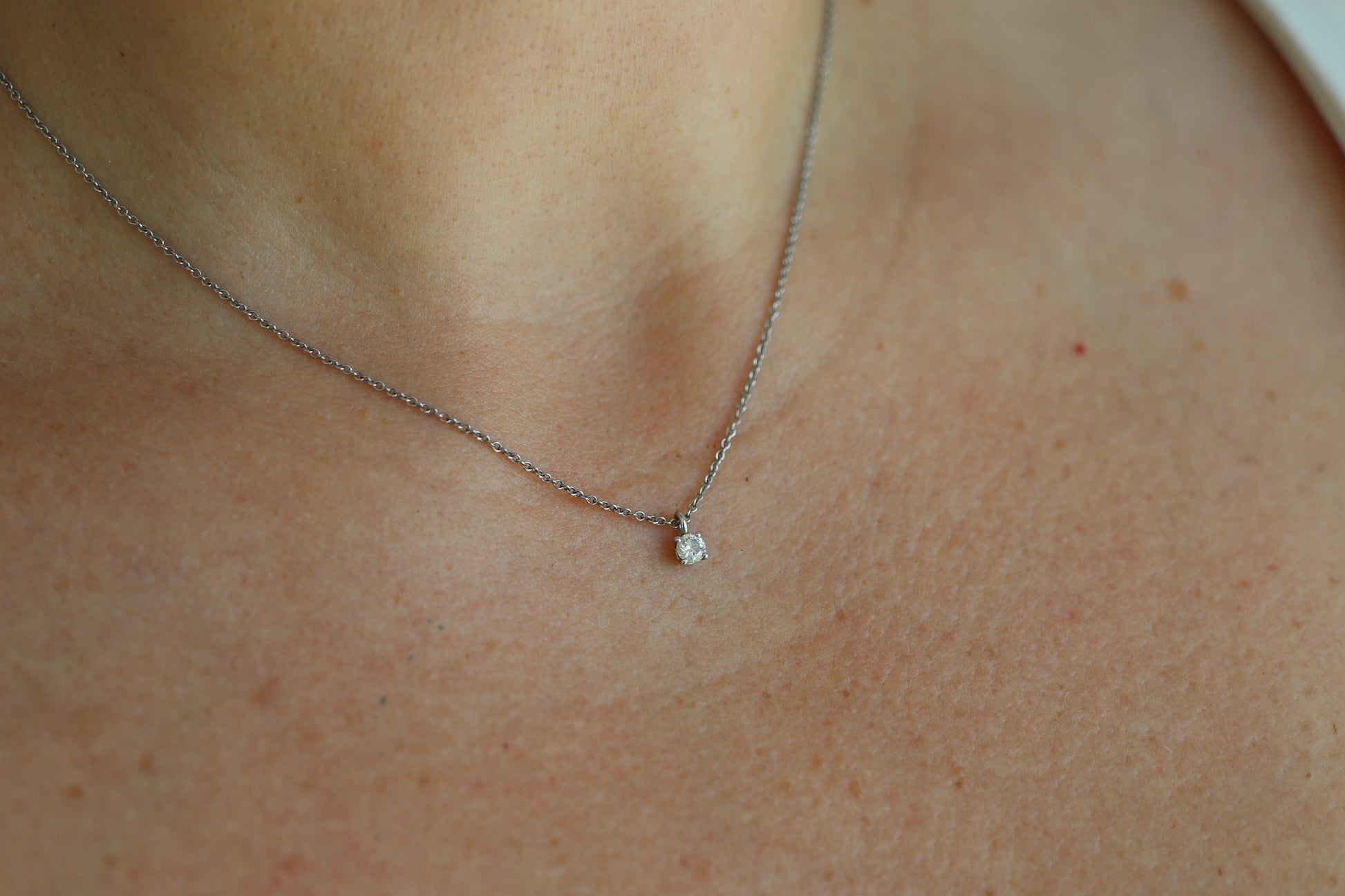 Tiffany Co Diamond Solitaire Necklace. Platinum 0.15ct Diamond Pendant.