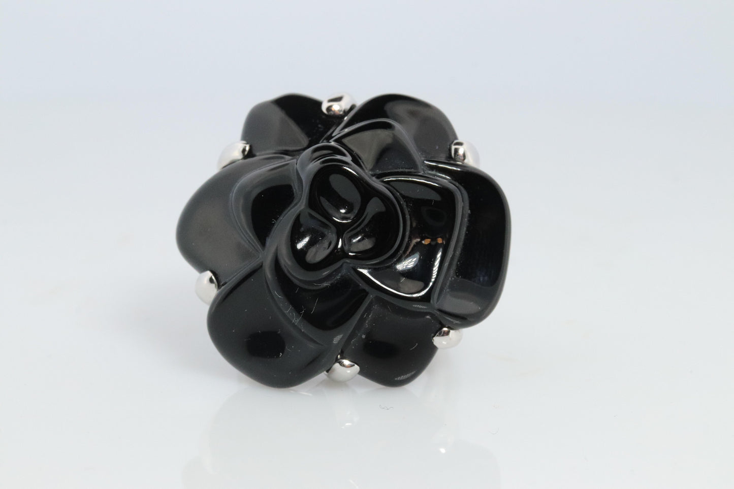 Chanel Camelia Ring. Genuine CHANEL 18k 750 Camelia Onyx Ring. Size 48.