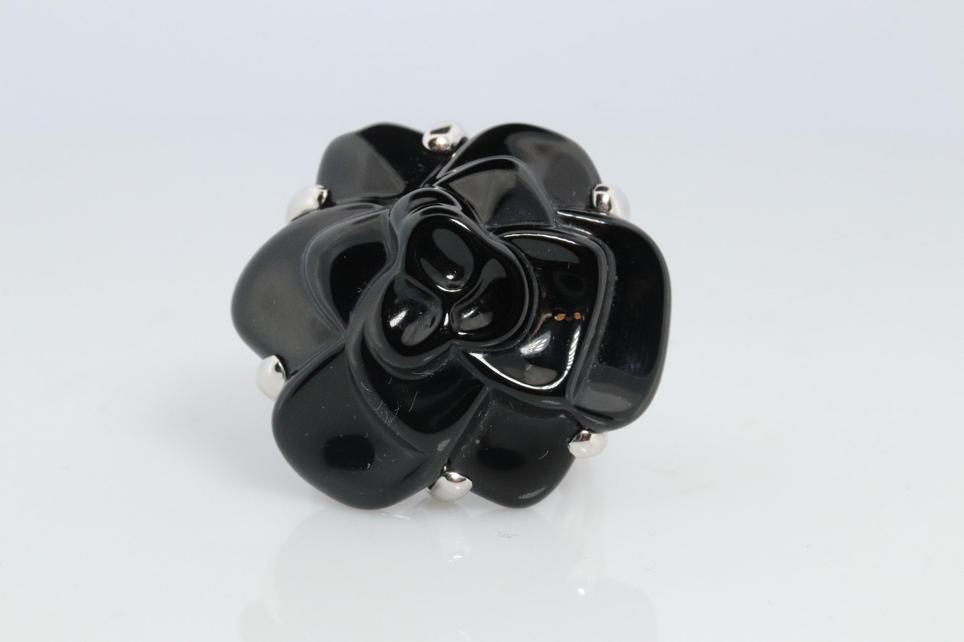 Chanel Camelia Ring. Genuine CHANEL 18k 750 Camelia Onyx Ring. Size 48.