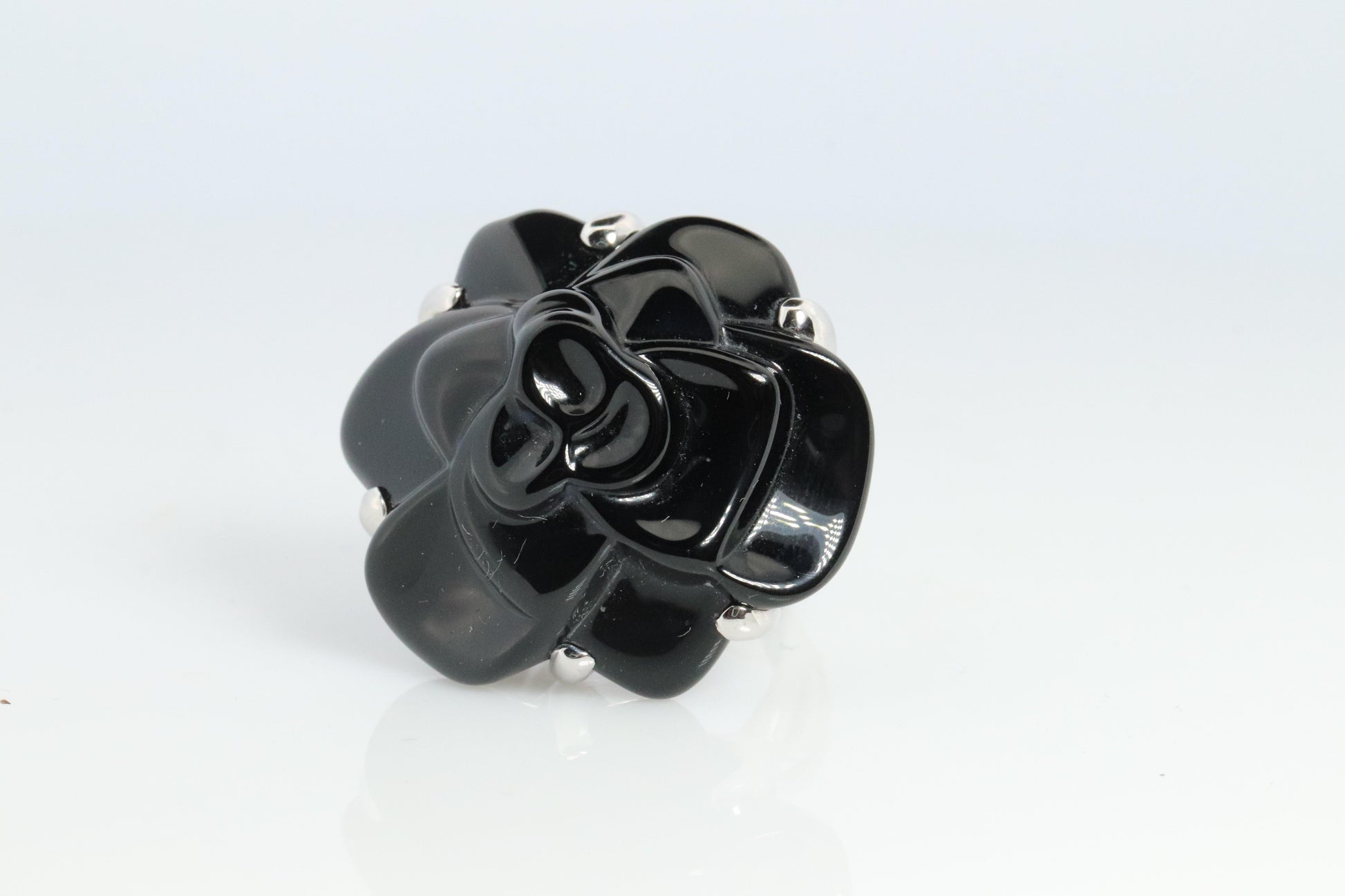 Chanel Camelia Ring. Genuine CHANEL 18k 750 Camelia Onyx Ring. Size 48.
