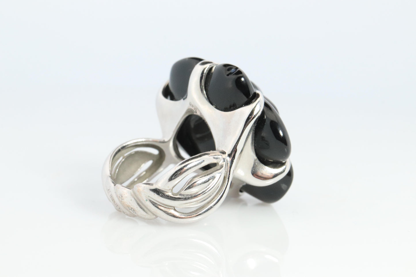 Chanel Camelia Ring. Genuine CHANEL 18k 750 Camelia Onyx Ring. Size 48.