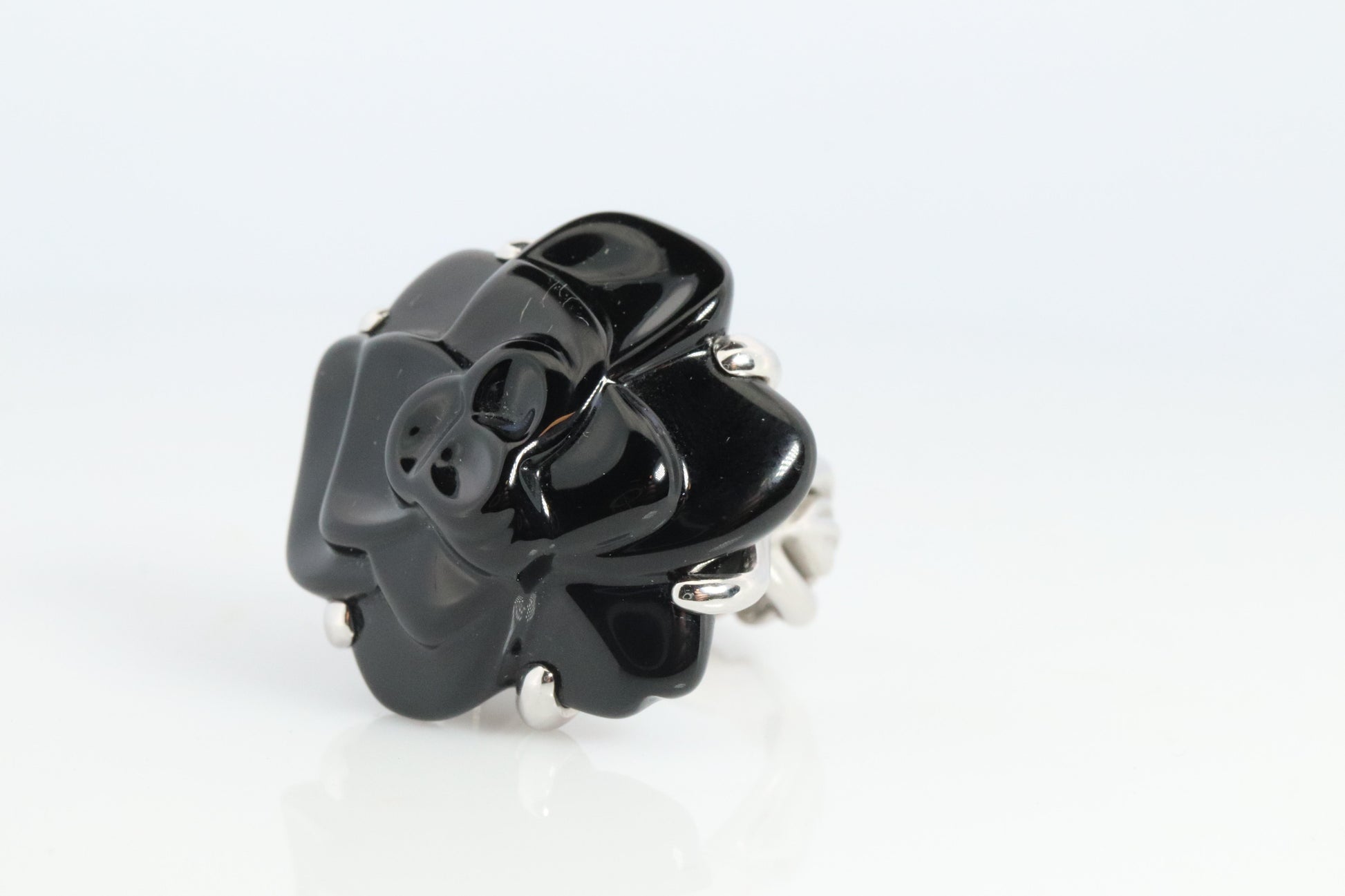 Chanel Camelia Ring. Genuine CHANEL 18k 750 Camelia Onyx Ring. Size 48.