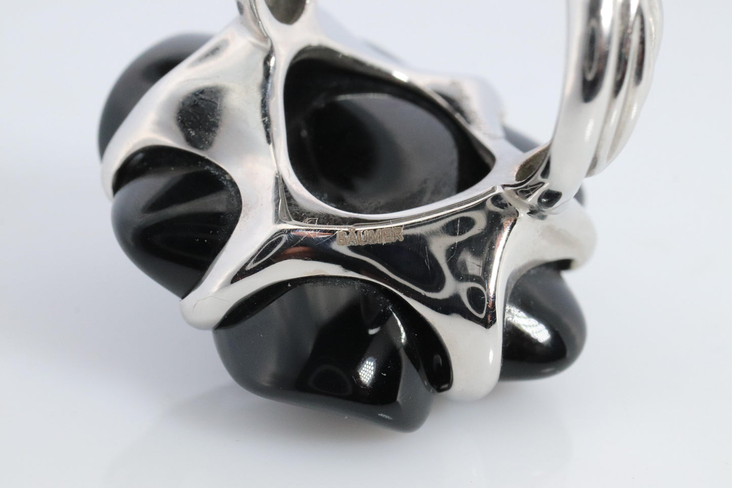 Chanel Camelia Ring. Genuine CHANEL 18k 750 Camelia Onyx Ring. Size 48.