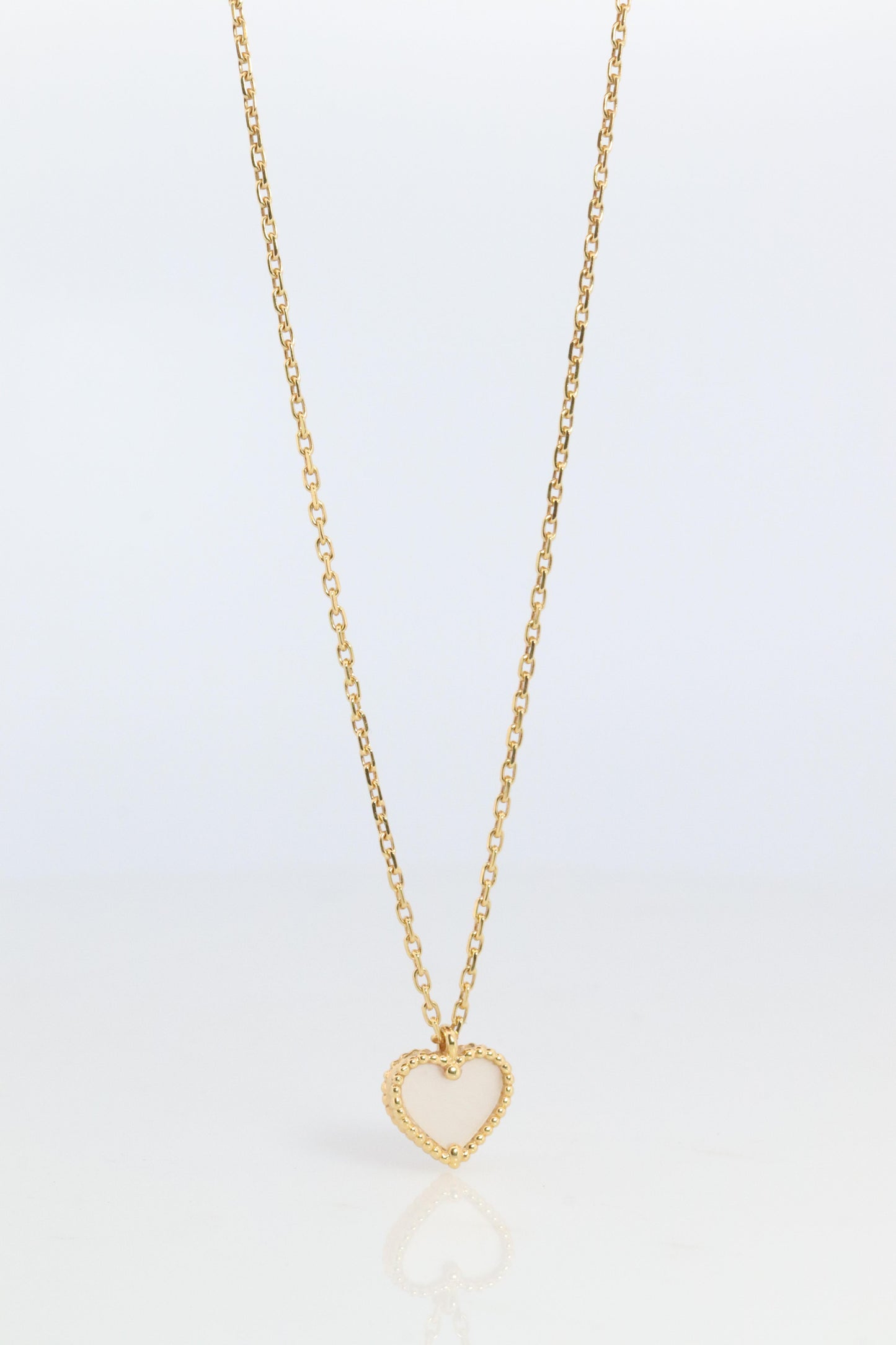 Van Cleef Arpels Sweet Heart Alhambra Necklace Genuine VCA 18k Shell Pendant
