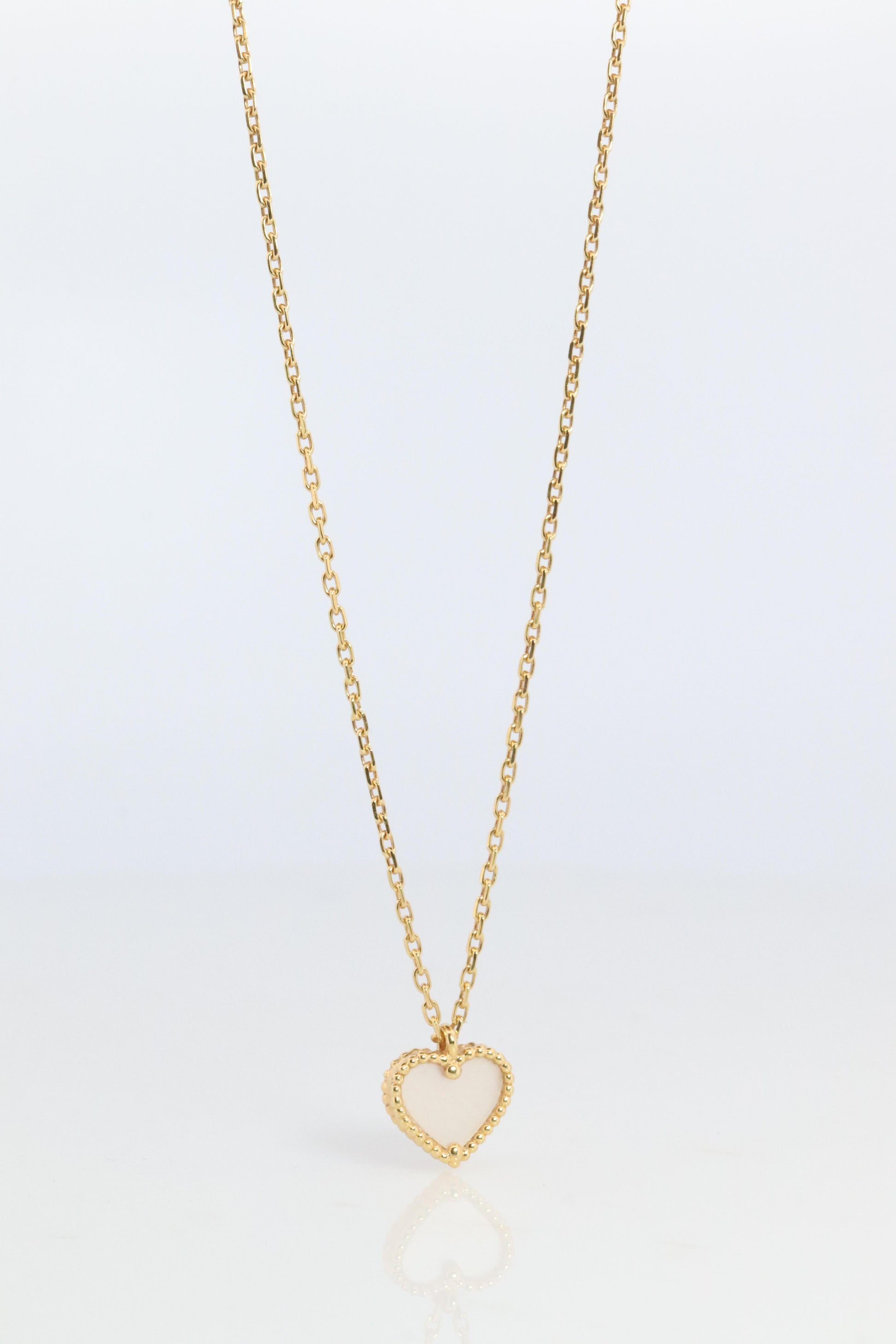Van Cleef Arpels Sweet Heart Alhambra Necklace Genuine VCA 18k Shell Pendant