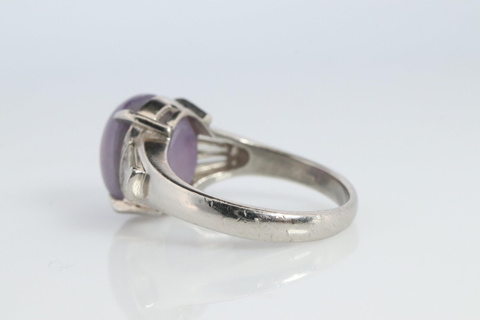 14k Purple Star Sapphire Natural Oval Cabochon ring. Sapphire Diamond ring.