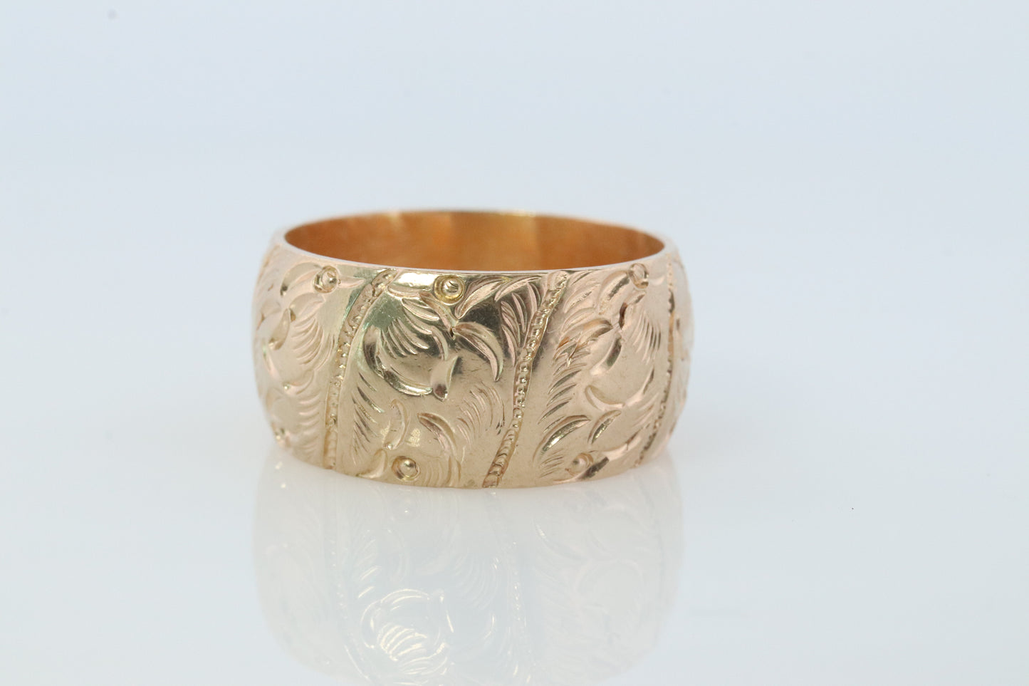 14k Heavy, Wide, Engraved, Ornate Band. 14k Flower Engraved Band. Sz7.5 9.2grams 10mm wide