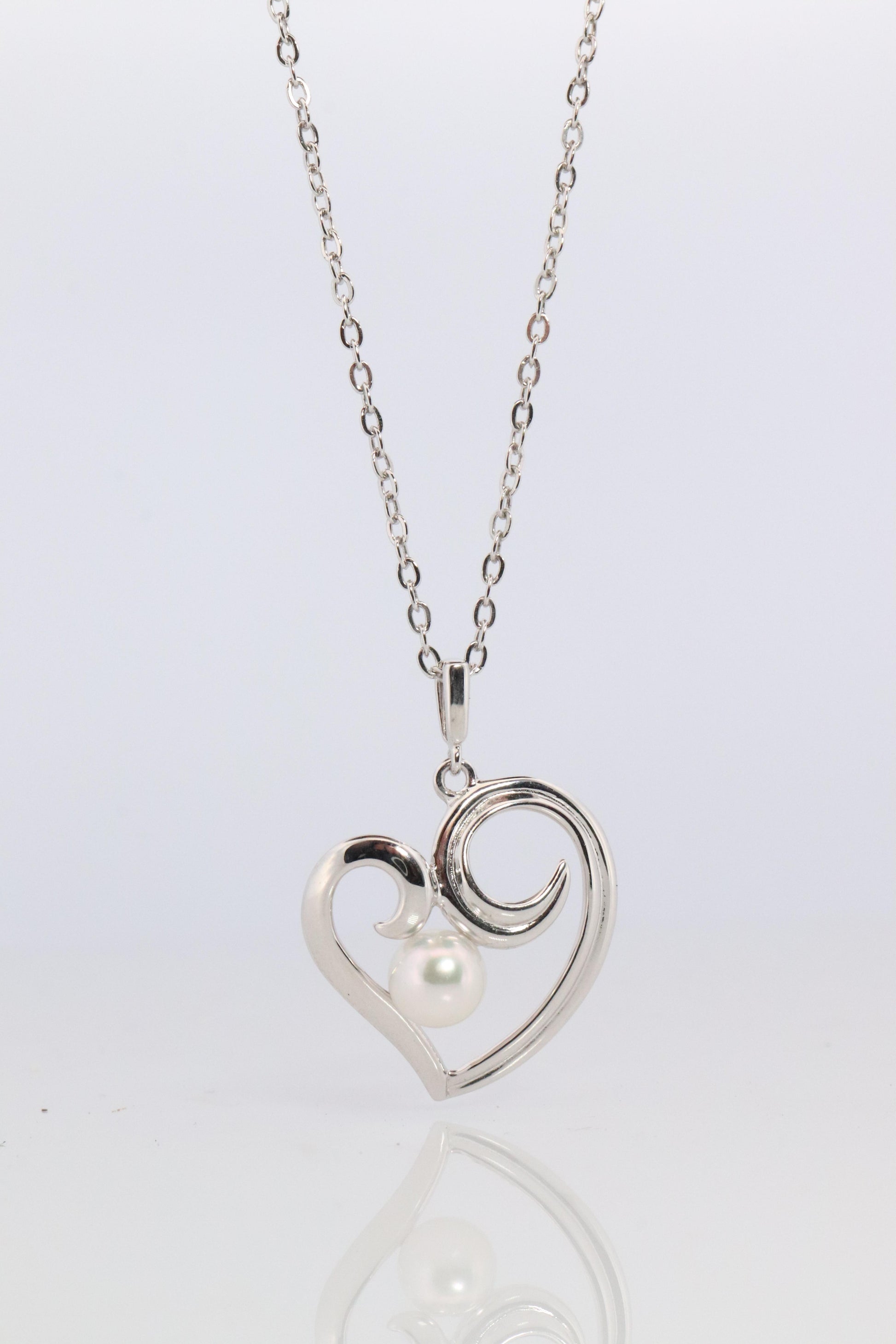 Mikimoto Pendant Sterling Silver. Mikimoto Pearl Heart Pendant Necklace.