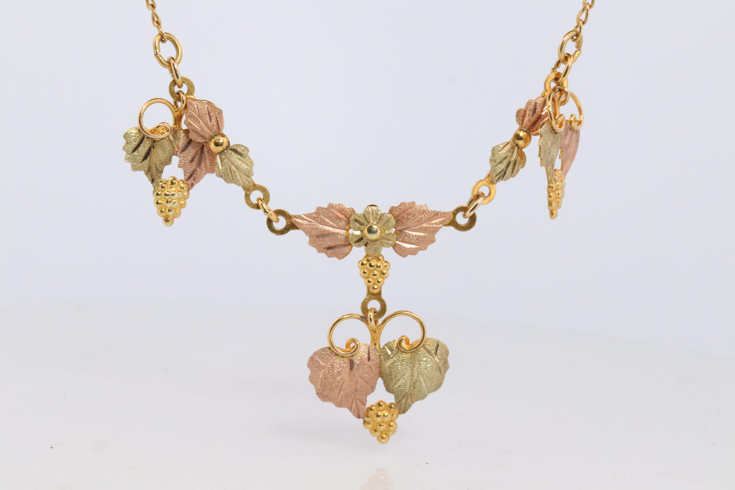 Black Hills Gold Pendant Necklace. 10k 12k Black Hills Station Vine Leaf Cluster